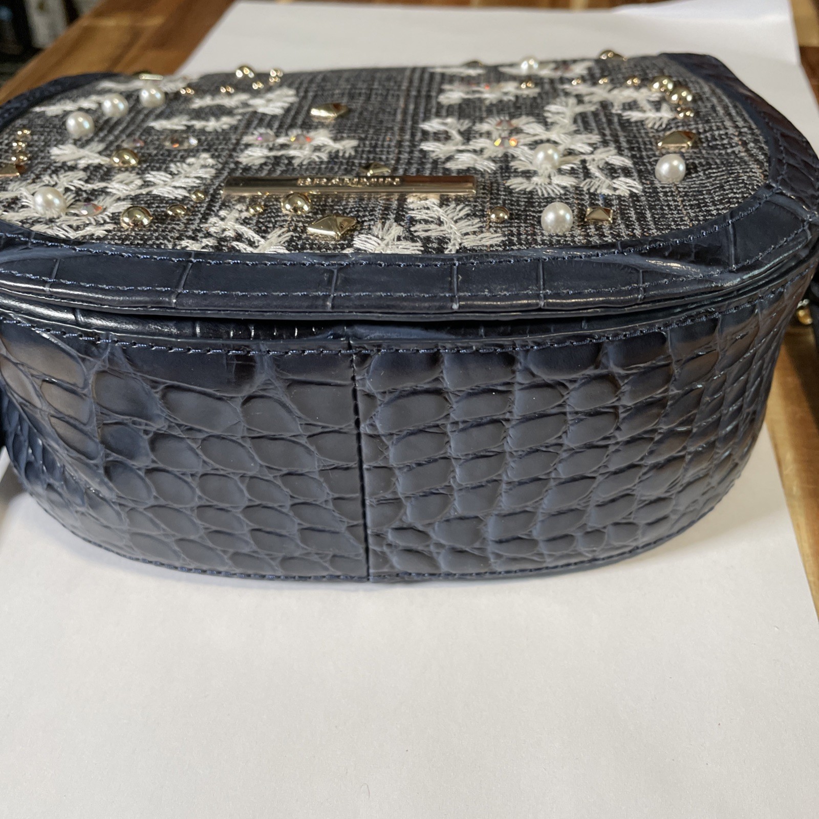 NWT BRAHMIN Briar crossbody, Multi Riverton PREMIER leathe & fabric, $325