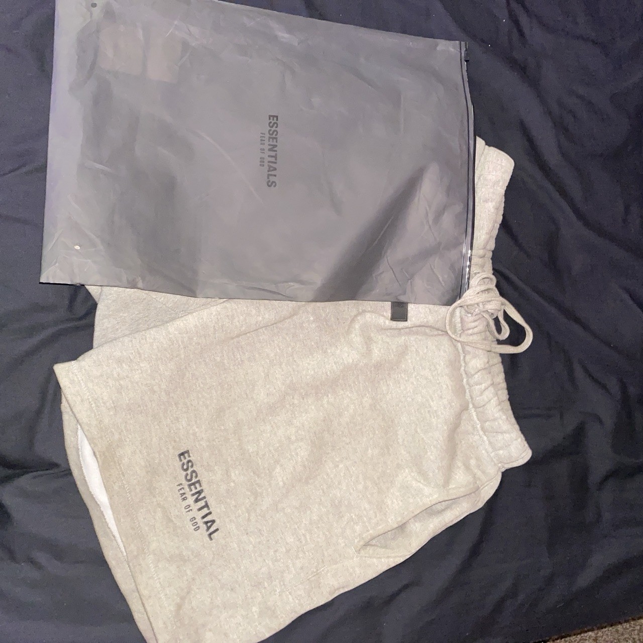 Essentials Fear of God Men’s Gray Fleece Sweat Shorts Logo Drawstring Elastic