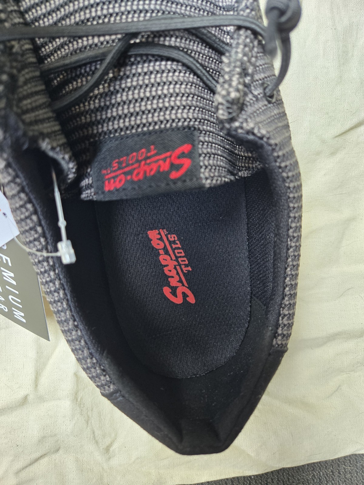snap on tools casual shoes Cruiser unisex comfortable Slip on sizes 5-9 NEW!!!!!