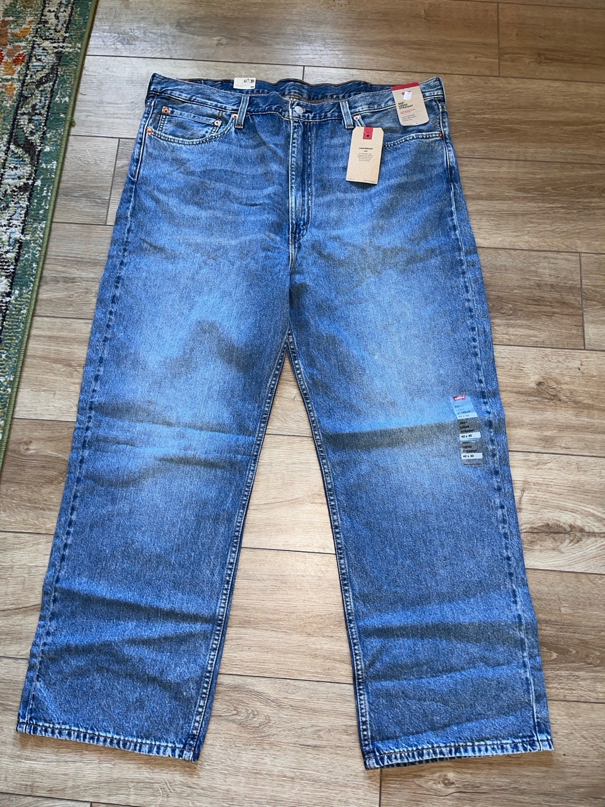 NWT Levi’s 565 Loose Straight Men’s Jeans 42×30 Faded Wash 90’s Style! New $$