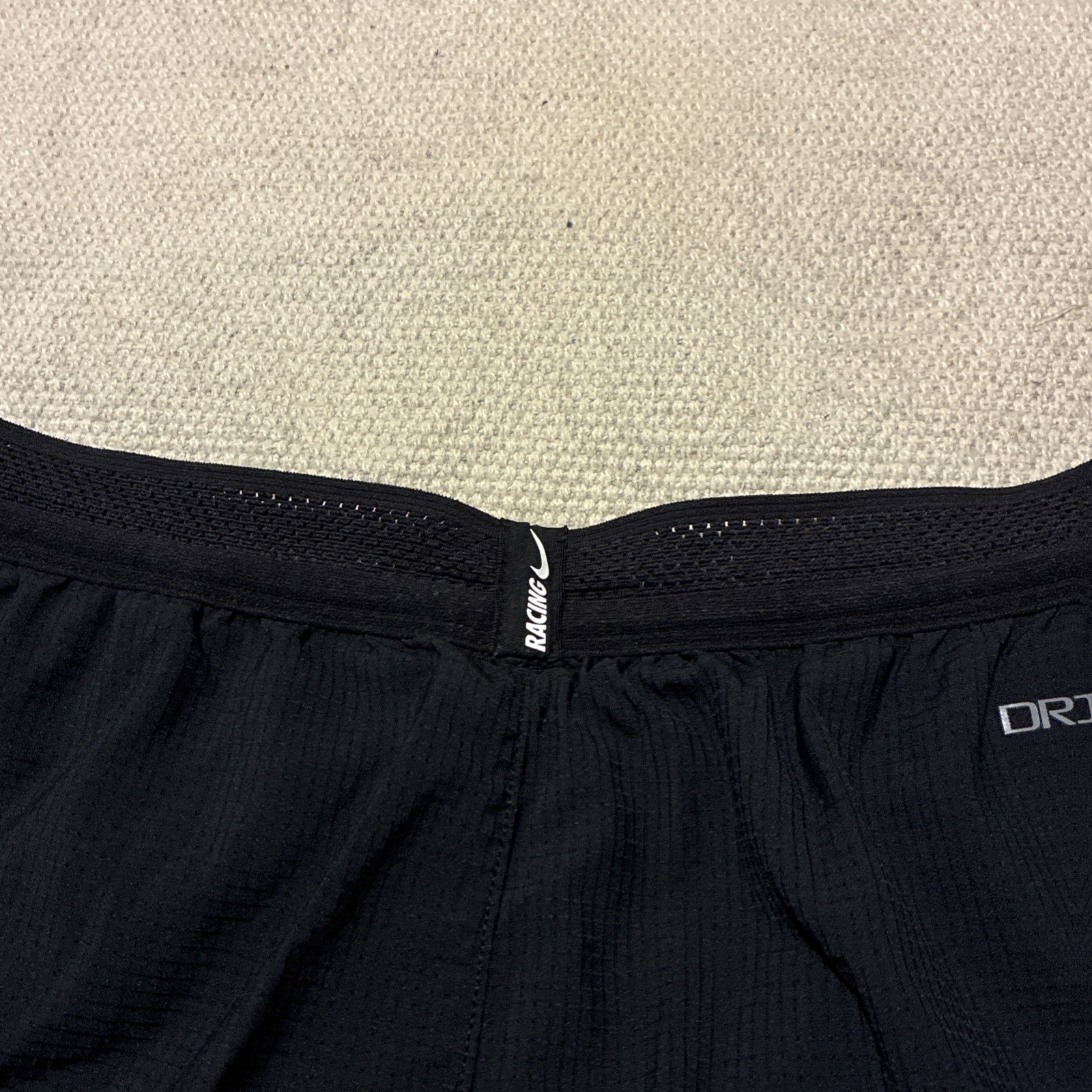 NIKE AeroSwift 2′ Shorts Medium Mens Black White Lined Drifit ADV Running Racing