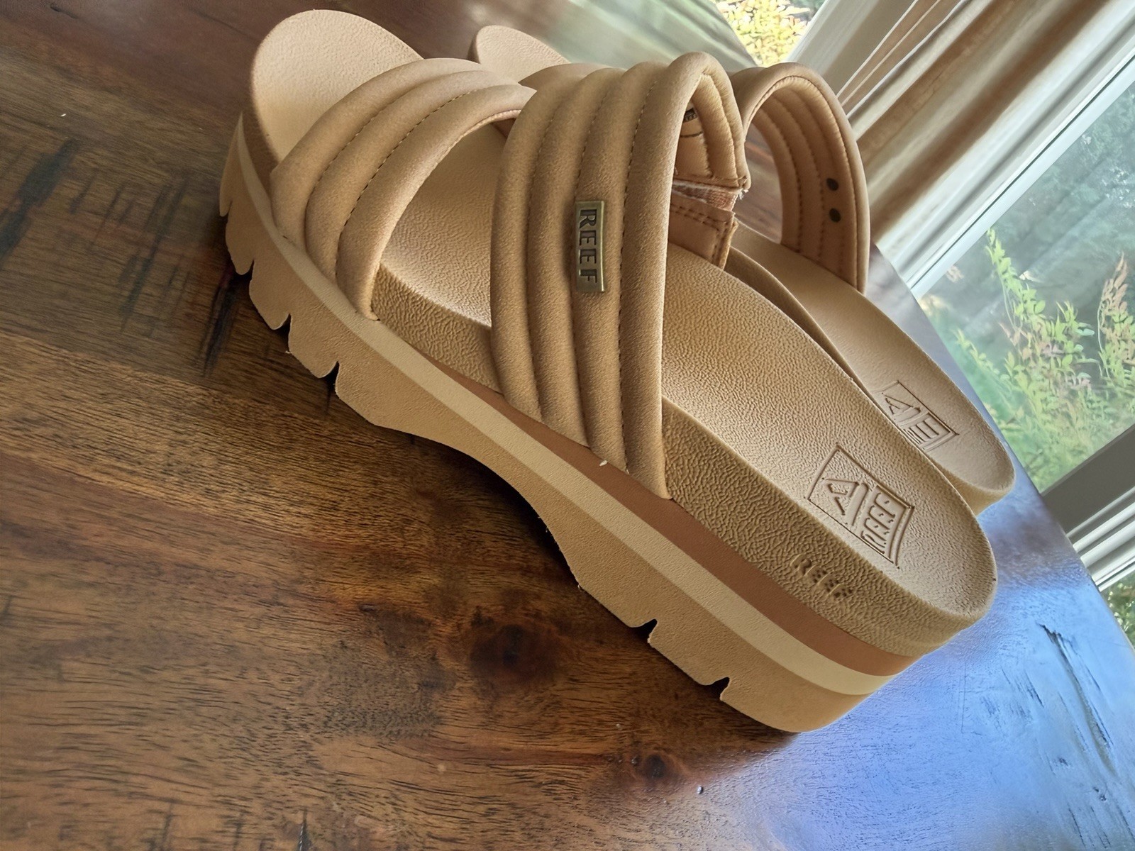 Reef Kaia 2.5 Sandals Women Size 6