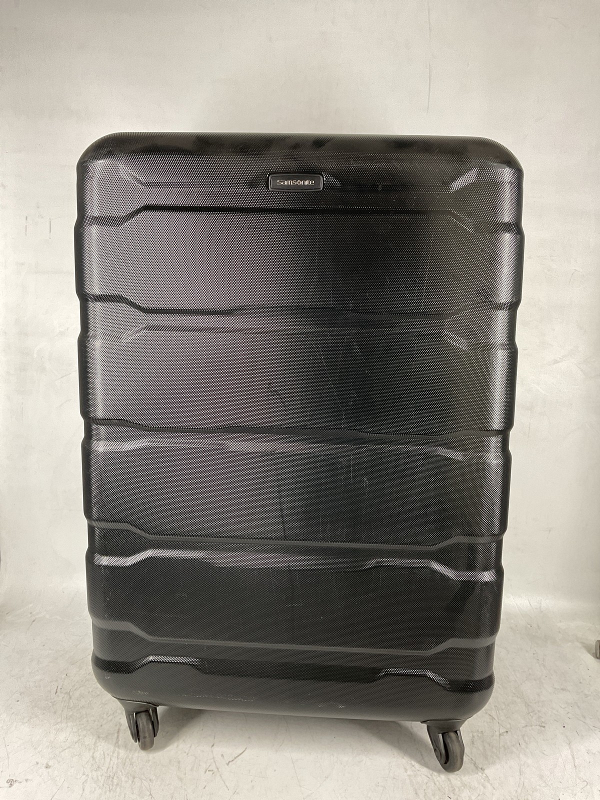 Samsonite Omni Pc Hardside Expandable Luggage with Spinner Wheels 28 Inch U24