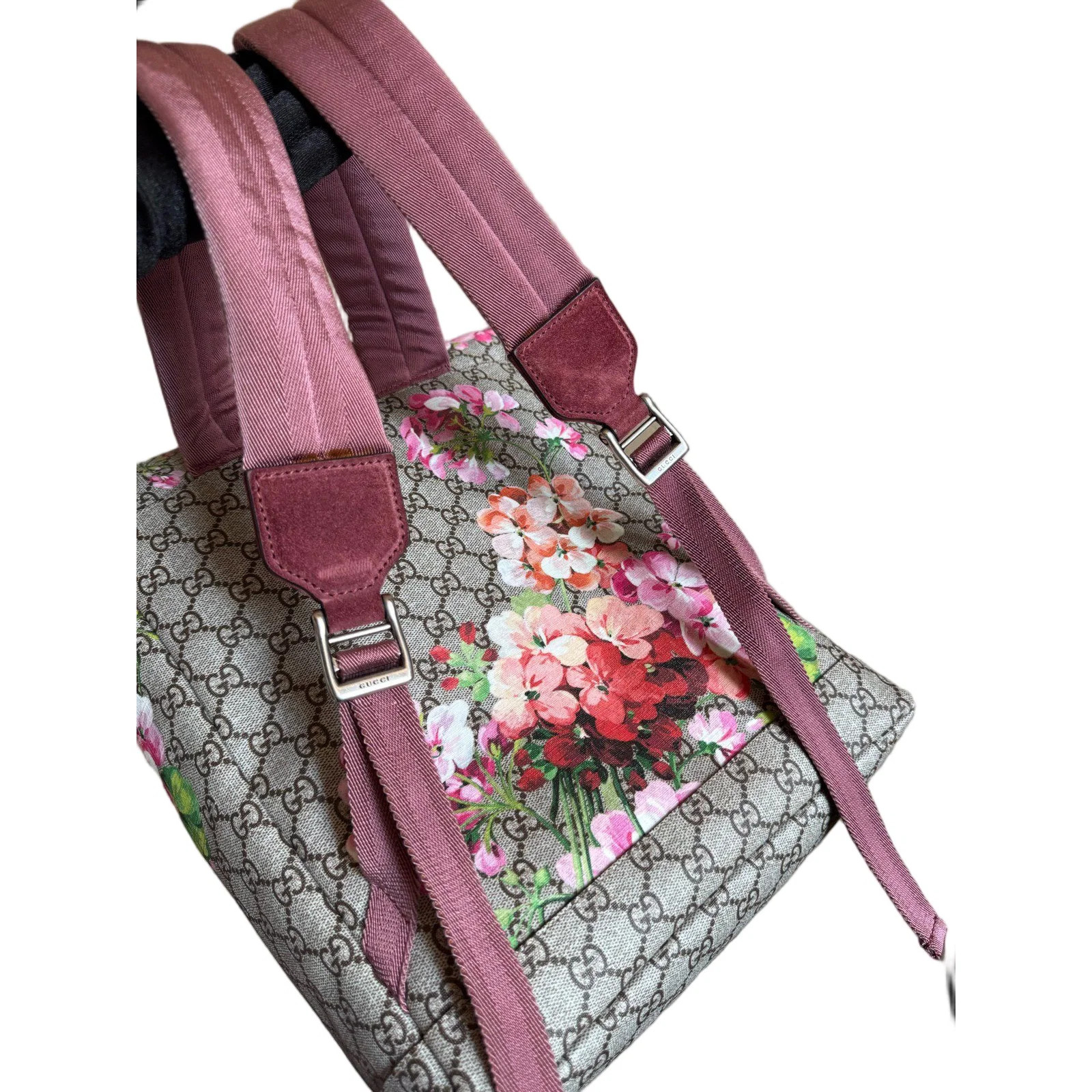 Gucci Flora Flap Backpack Beige Pink Green Red Gg Supreme Monogram (aa072426f5r)