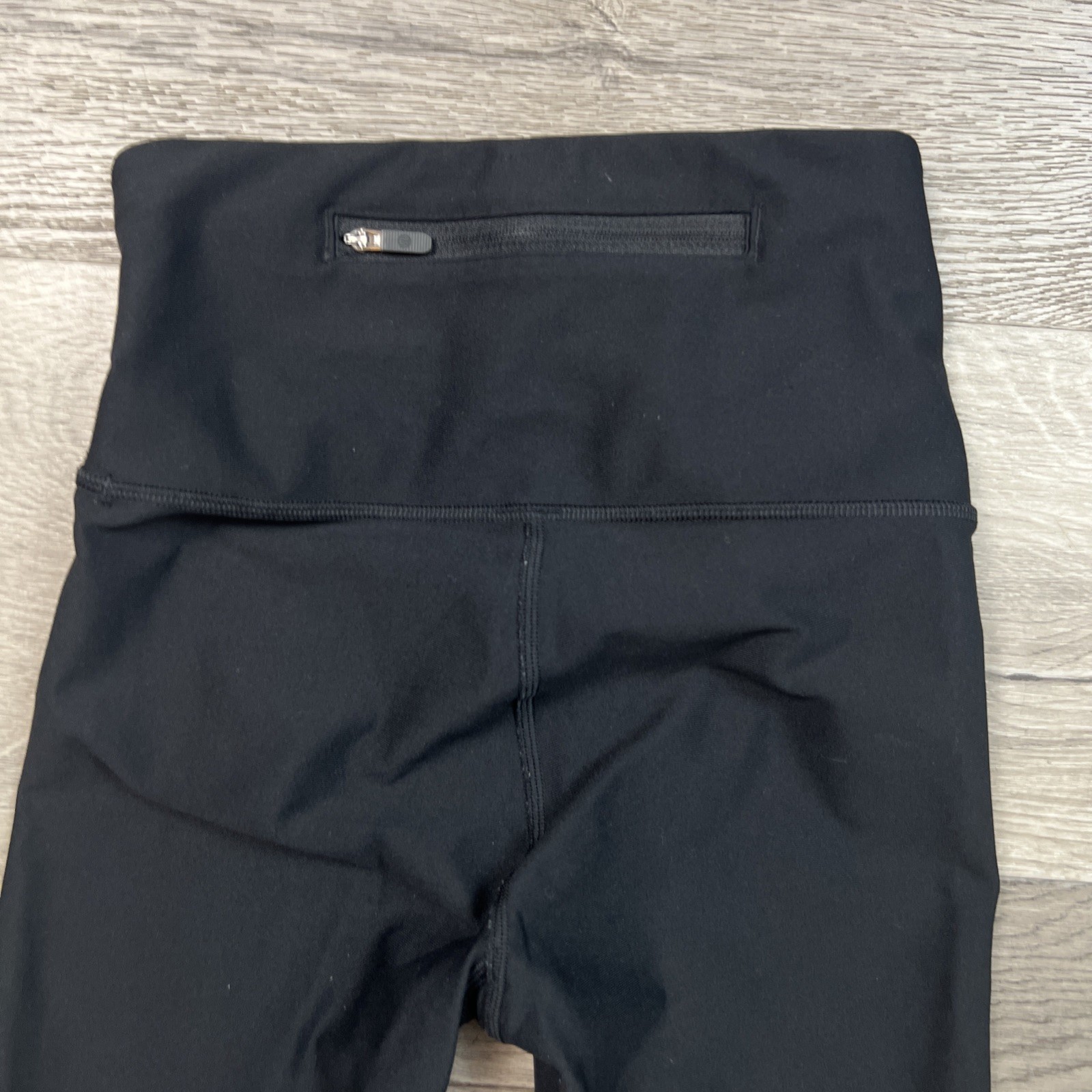 Lululemon Zoned In Tight 27” Zipper Pocket W5BBNS Moon phase Size 4 Perforated