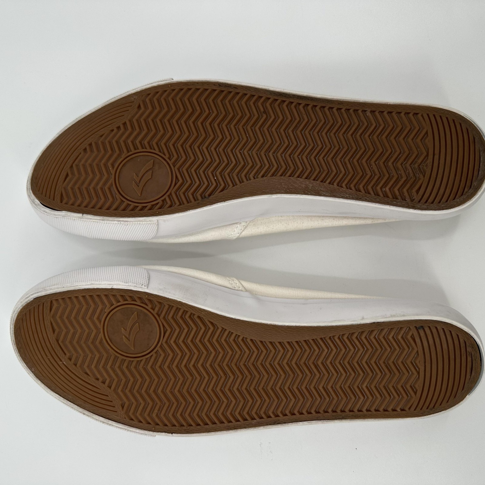 Feiyao Shoes Mens Size 270 White Canvas Slip-On Laceless Elastic Gore Casual