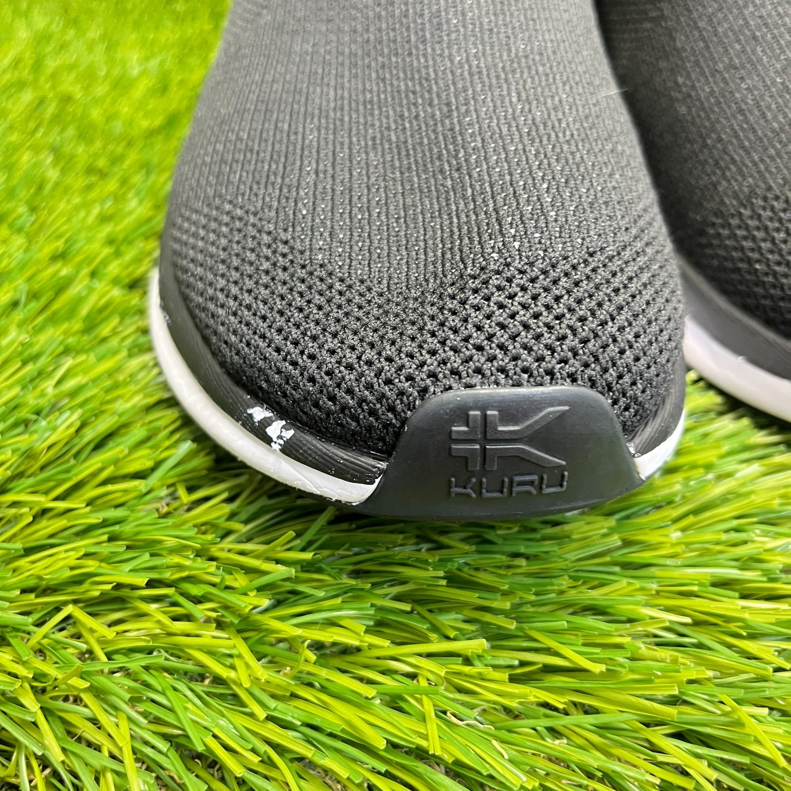 Kuru Atom Slip-On Mens Size 11 Black White Gray Athletic Walking Shoes Sneakers