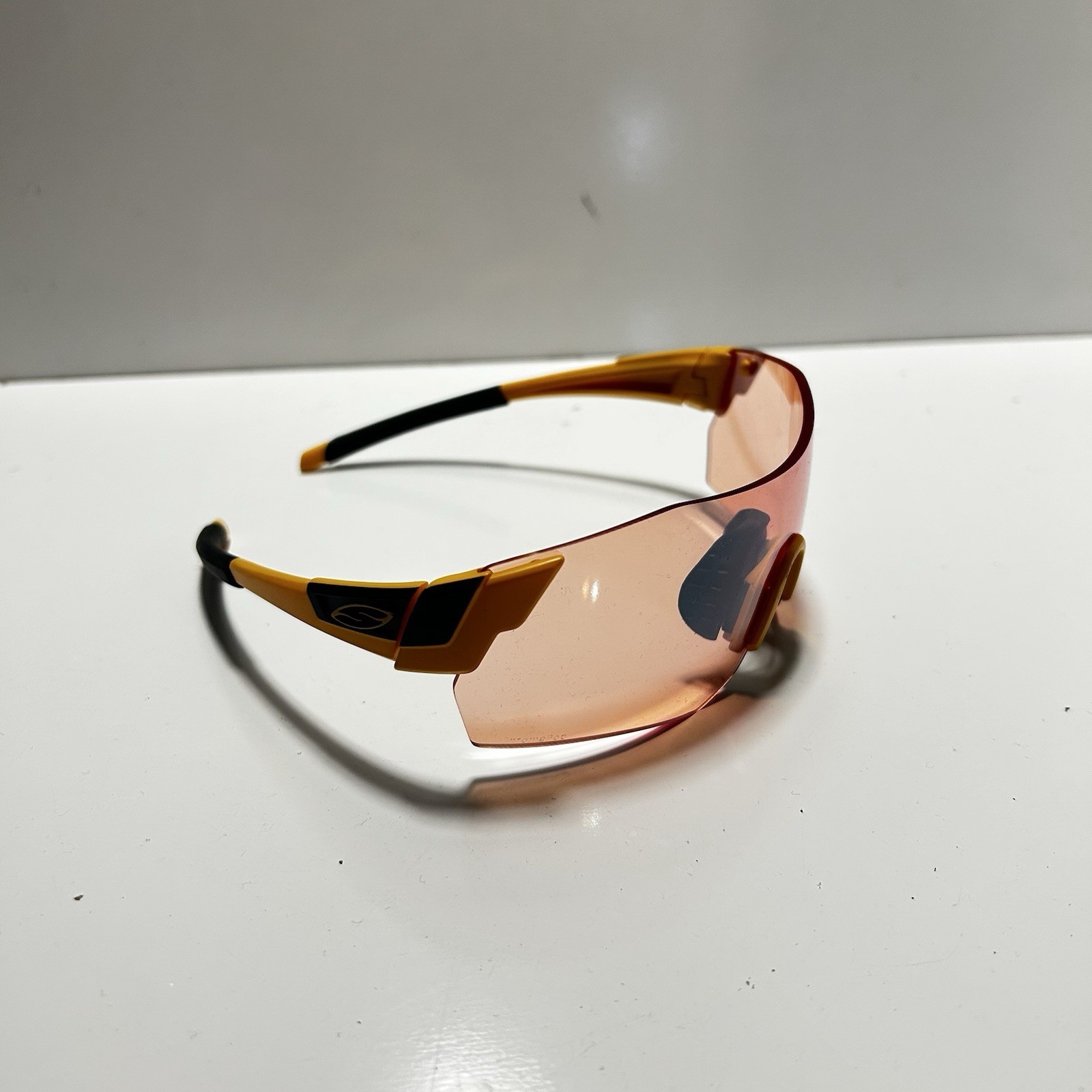 Smith Pivlock Arena Max Interchangeable Sunglasses Barely Used Mustard MT01