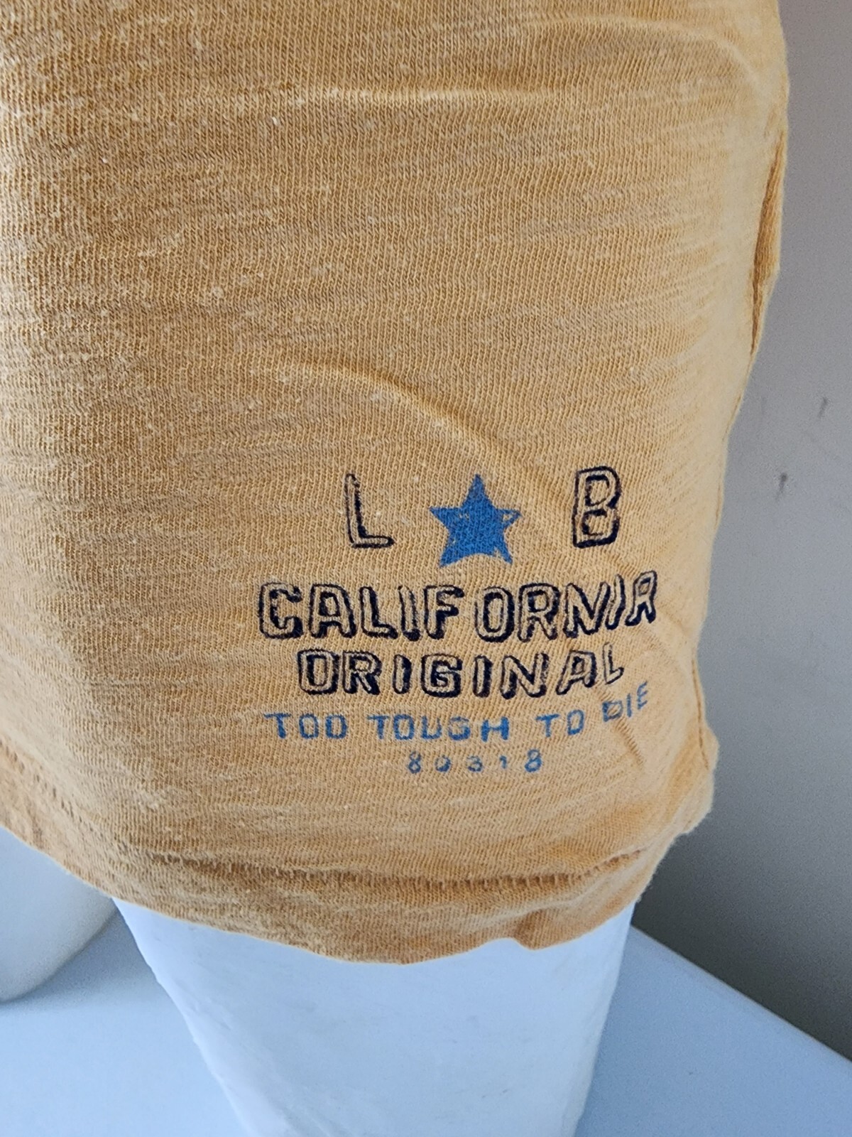 Lucky Brand Republic Bears tugging Blue Jeans Vtg Tee T-Shirt California Mens