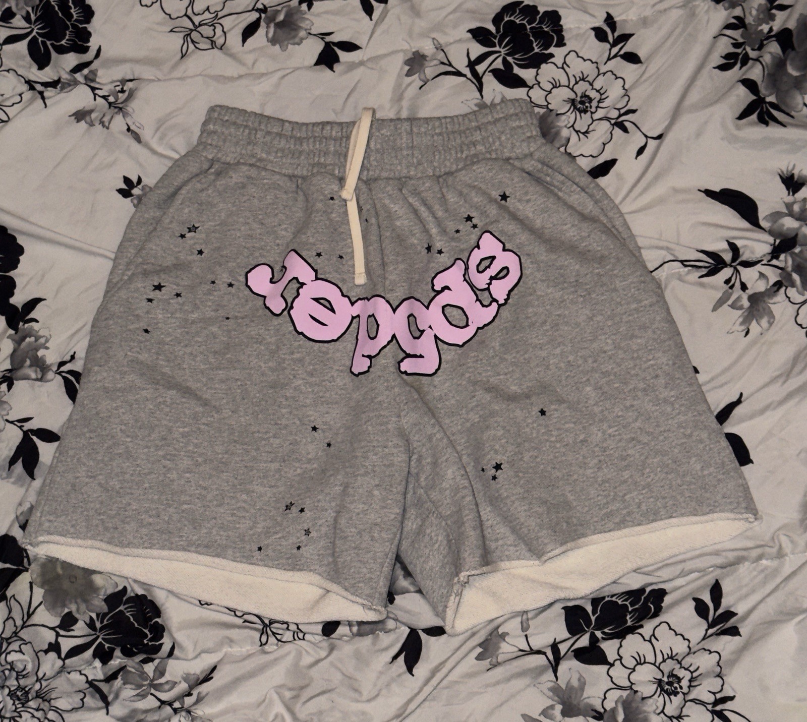 SP5DER Og Web Logo Gray Sweat Shorts Size S Pink Logo Pockets Drawstring
