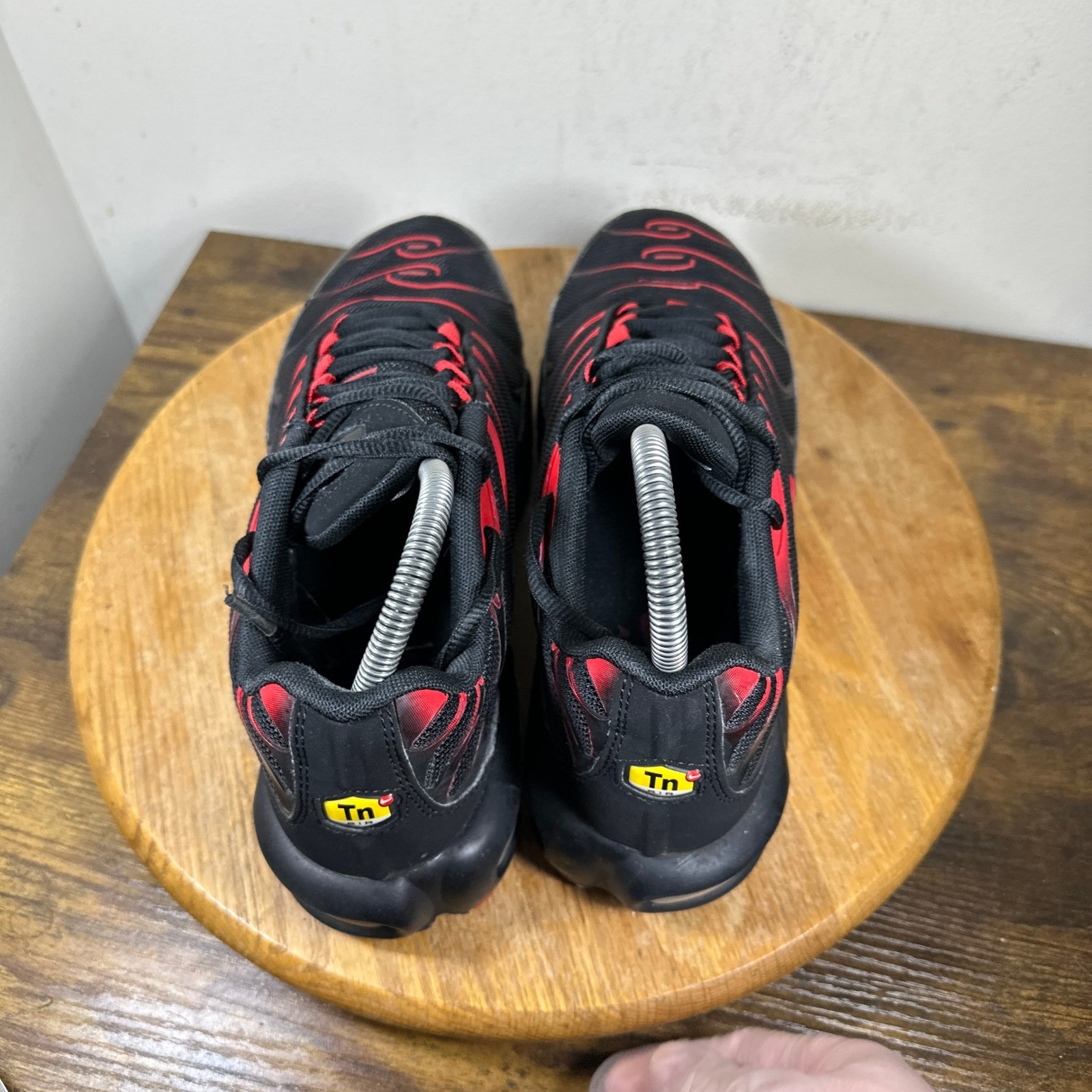 Nike Air Max Plus TN Black University Red Mens Running Shoes CU4864-001 Size 9