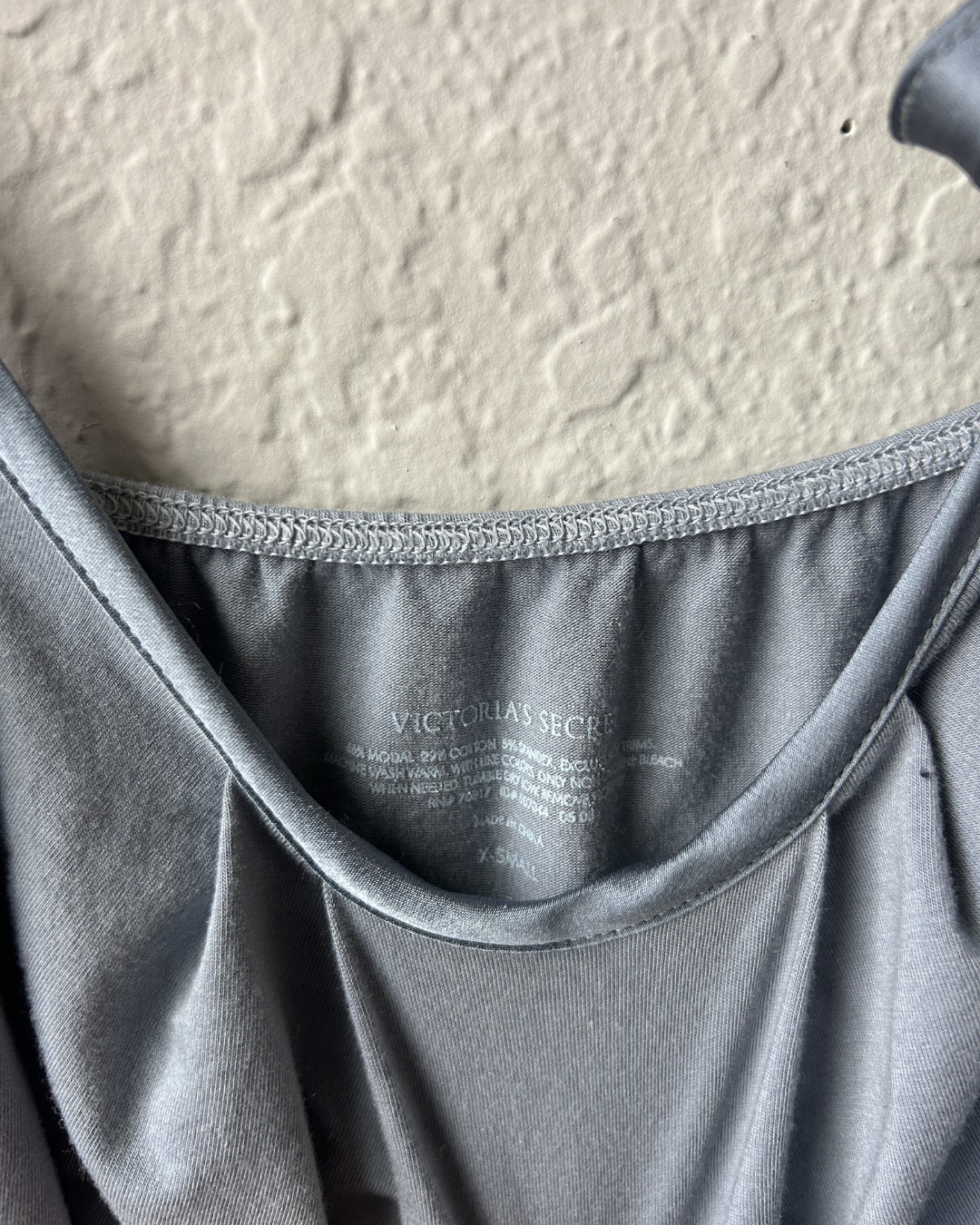 Vintage 2000s/ Y2K Woman’s Victoria’s Secret Blue Cami Top with Bow (Size: XS)