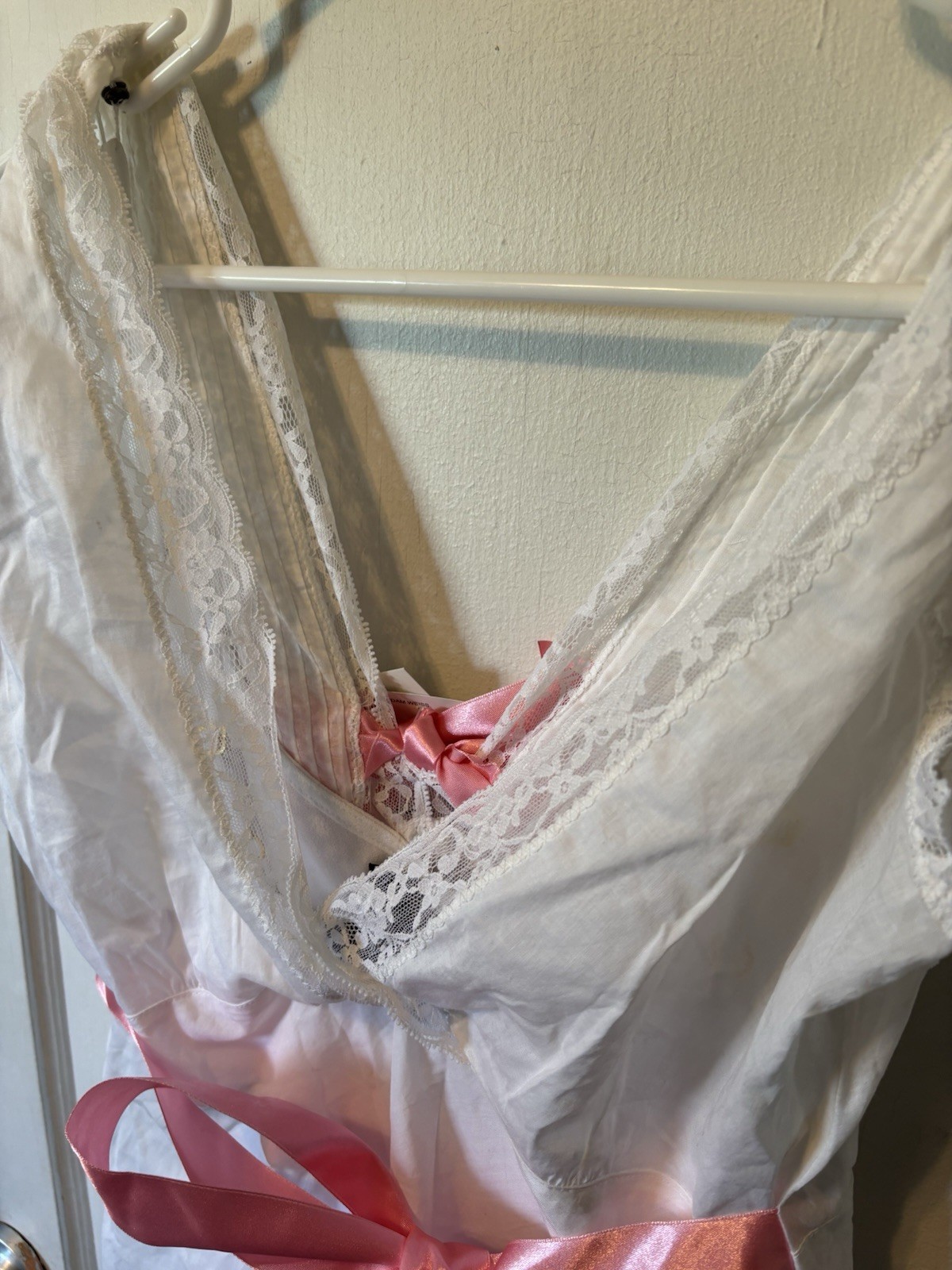 Y2k Betsey Johnson Size 8 White Cotton Dress With Pink Bow & Lace Details NWT