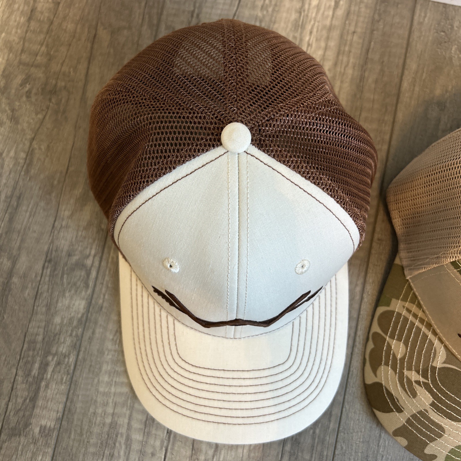 2 Webb Western Camouflage Antler Men’s Hats SnapBack Mesh Brown Beige Lot Pair