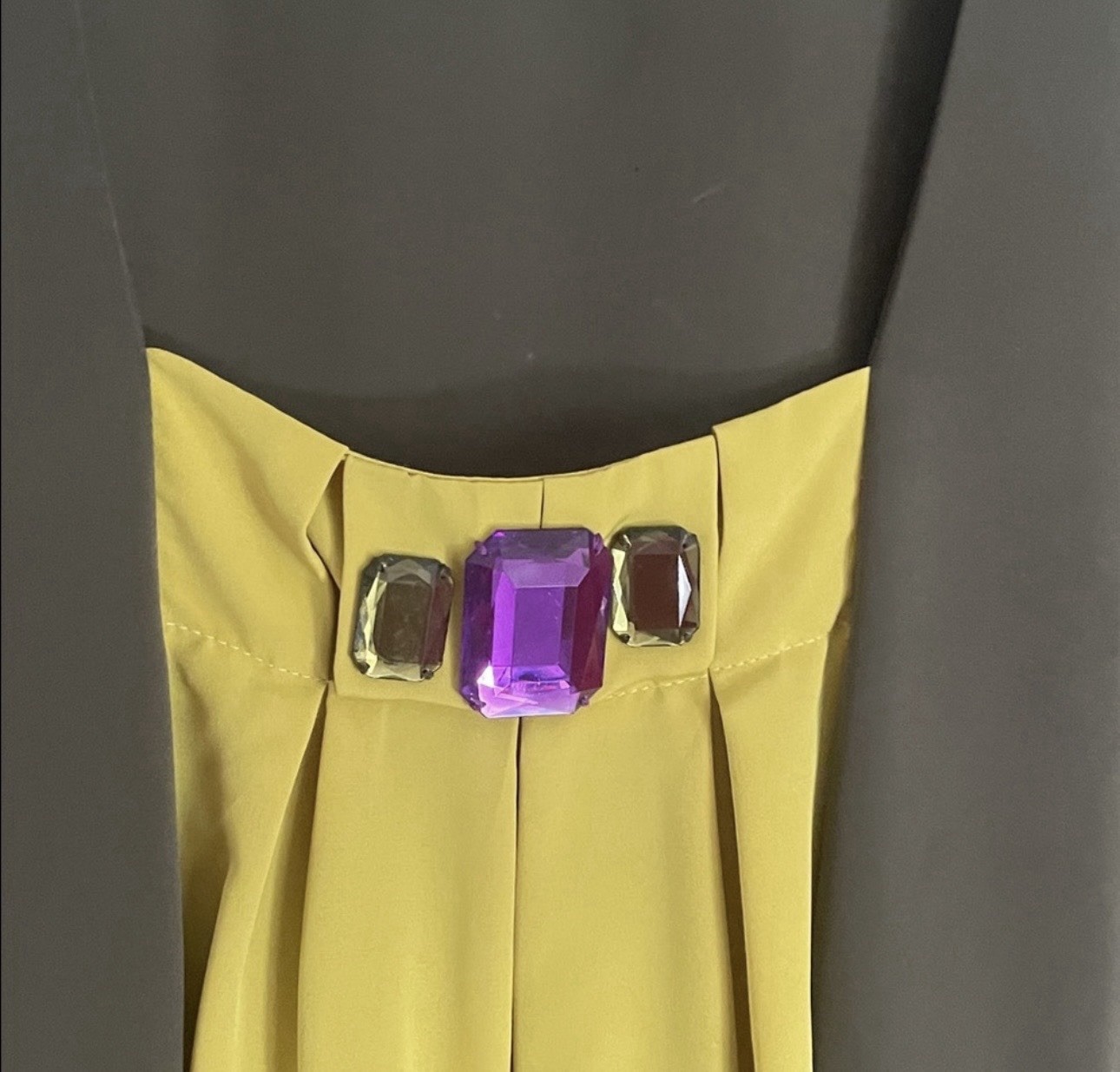 Simply Vera Vera Wang Olive Yellow Beaded Chiffon Shift Knee Dress S