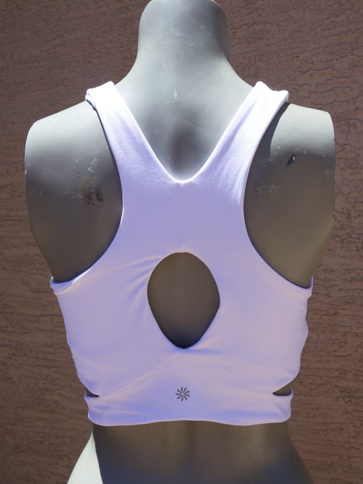 Athleta Women’s White High Neck Open Back Cropped Tank Top Athletic Size M