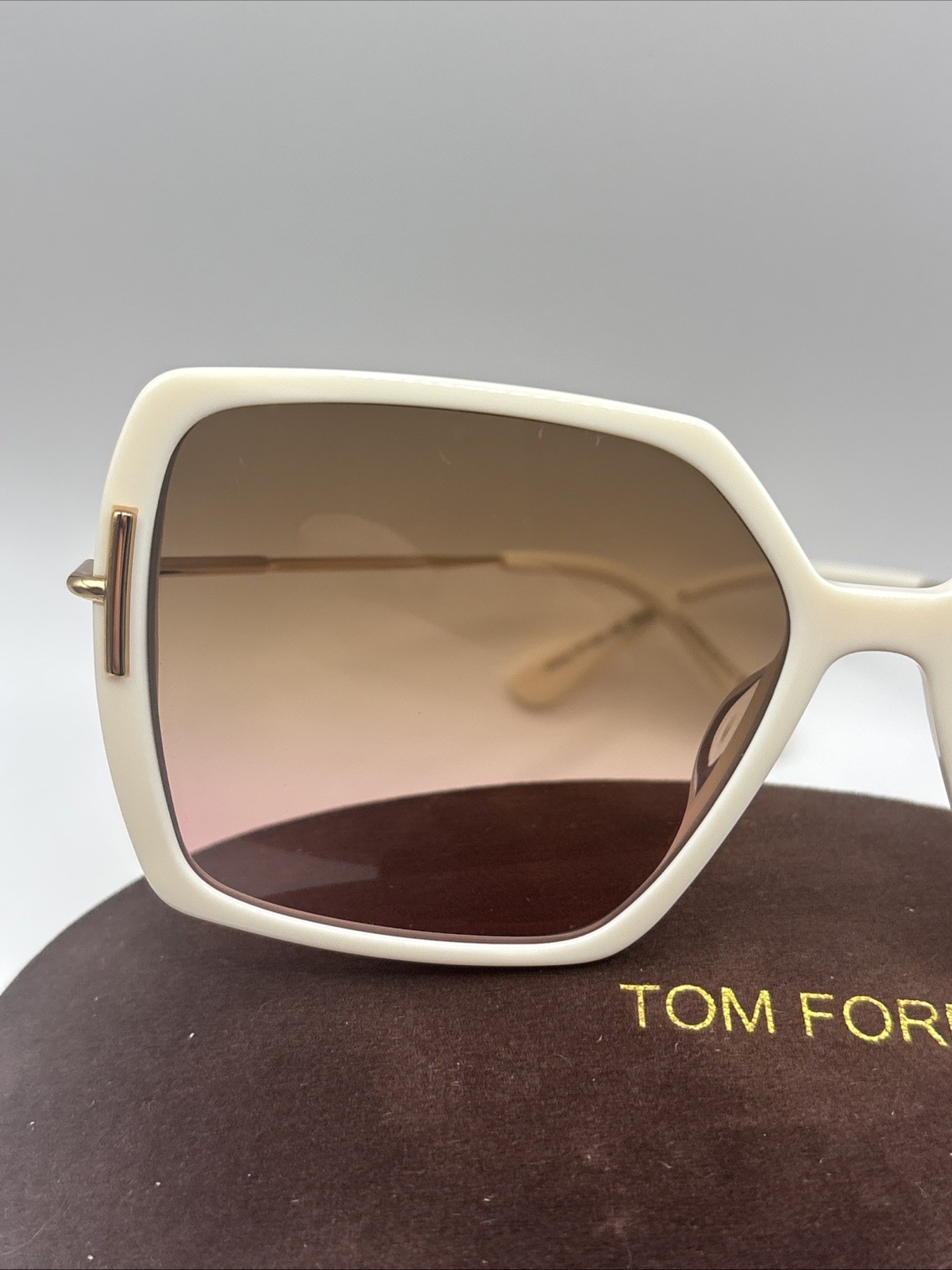 Tom Ford Joanna FT1039 25F Ivory Gradient Brown 59 mm Women’s Sunglasses