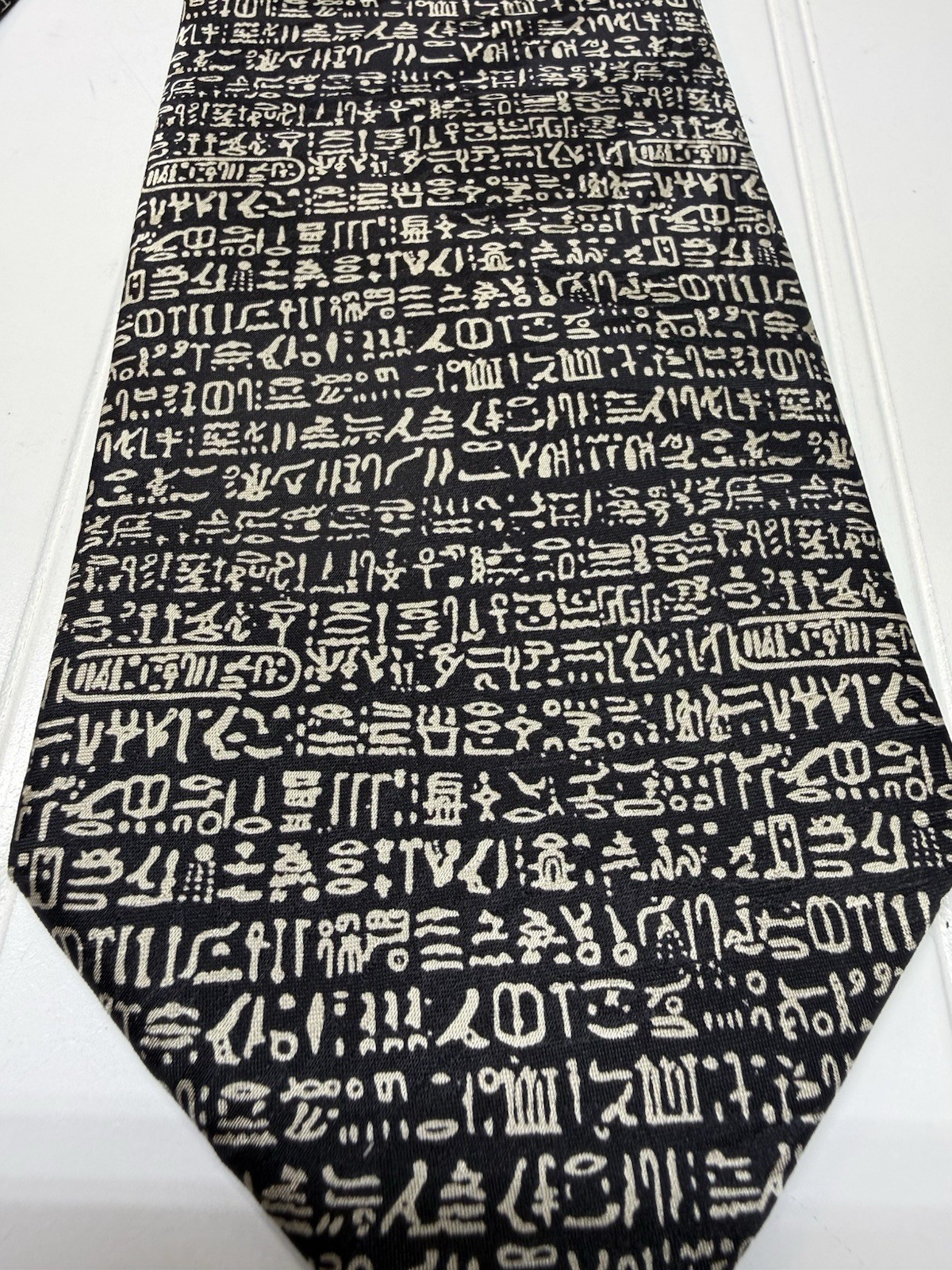 Museum Artifacts Rosetta Stone All Silk Tie Mens Black White Hieroglyphics NEW