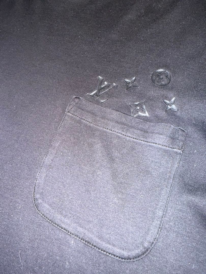 USED LOUIS VUITTON POCKET MONOGRAM PRINT SHORT-SLEEVE T-SHIRT, SIZE ACCEPTABLE