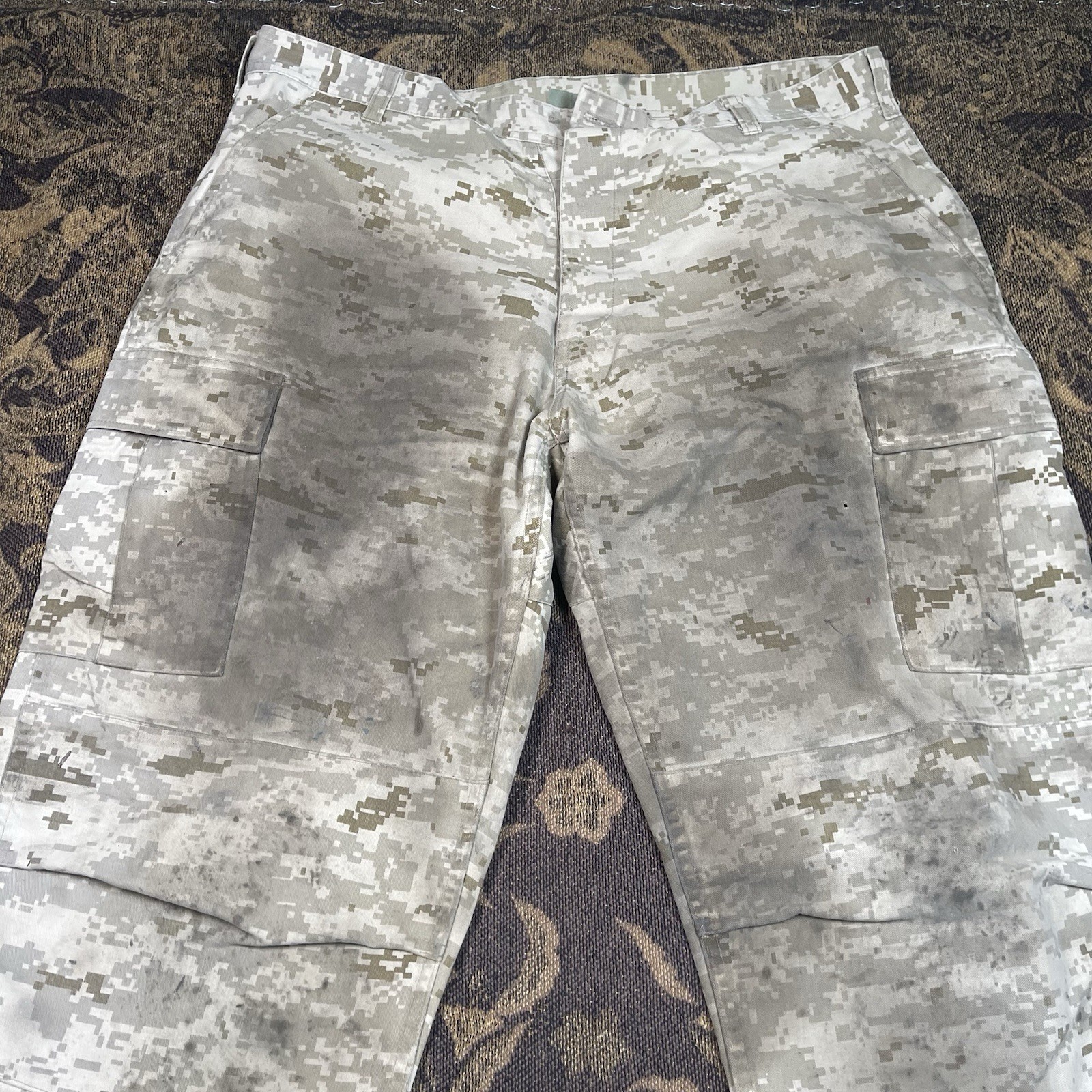 Digi Camo DCU Cargo Pants Large Short Army Combat Mens USGI Missing Top Button