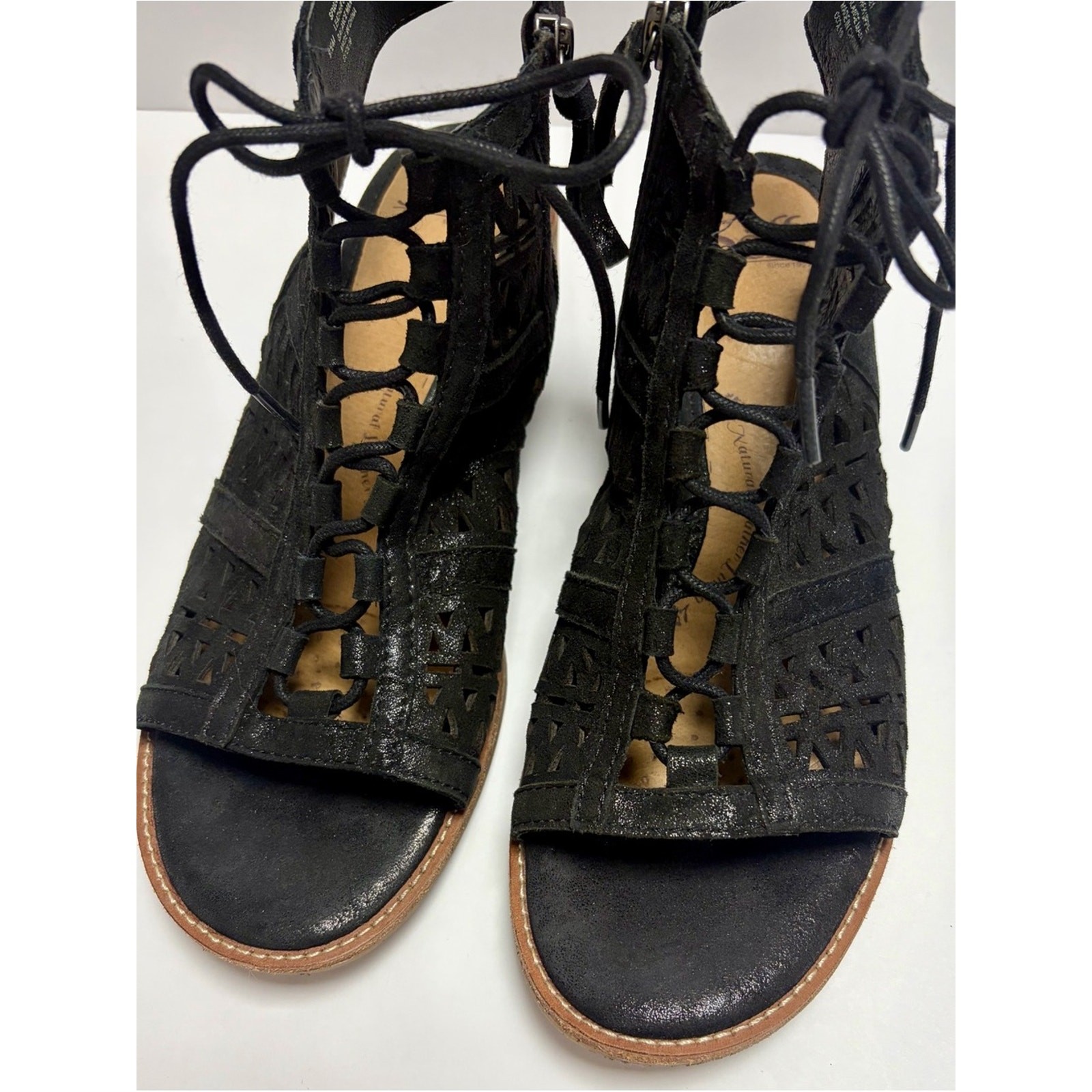Söfft Black Leather Lace-Up Gladiator Boho Sandals Cutout Ankle Zip Size 9.5