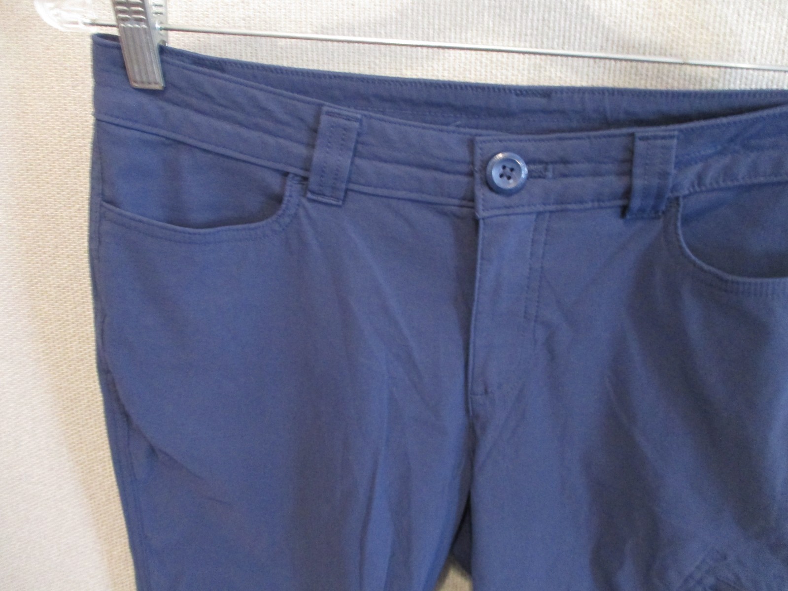 Eddie Baure Rainier Capri Pants Size 8