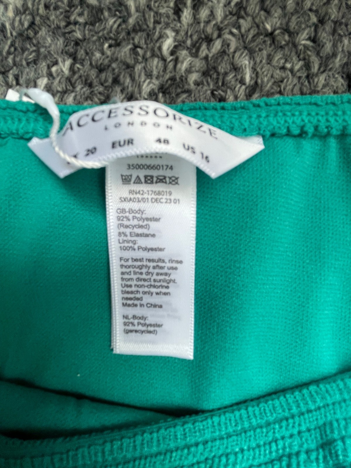 Bikini bottoms – size 16
