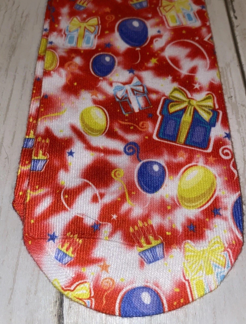 *BUCEES*BIRTHDAY CREW SOCKS*TYE DYE*One Size Fits Most*NEW*UNISEX*Balloons/Gifts