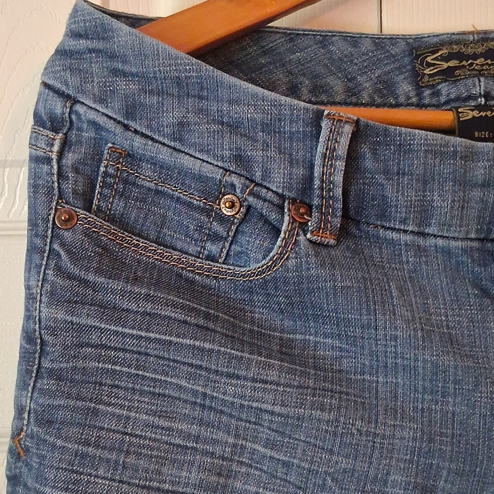 Seven7 Women’s Bootcut Blue Medium Wash Denim Jeans Cotton 5-Pocket Embroidered