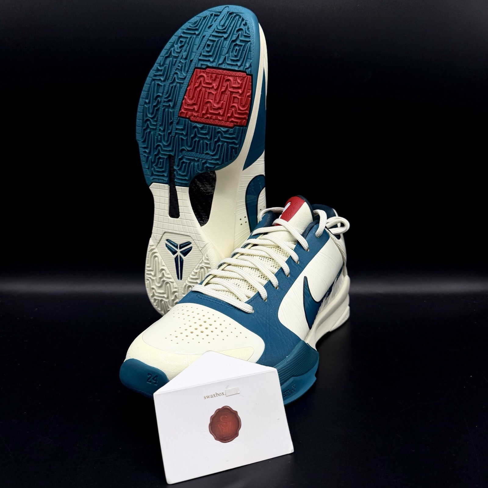 Caitlin Clark x Nike Kobe 5 Protro PE “Scrabble” IZ1852-100