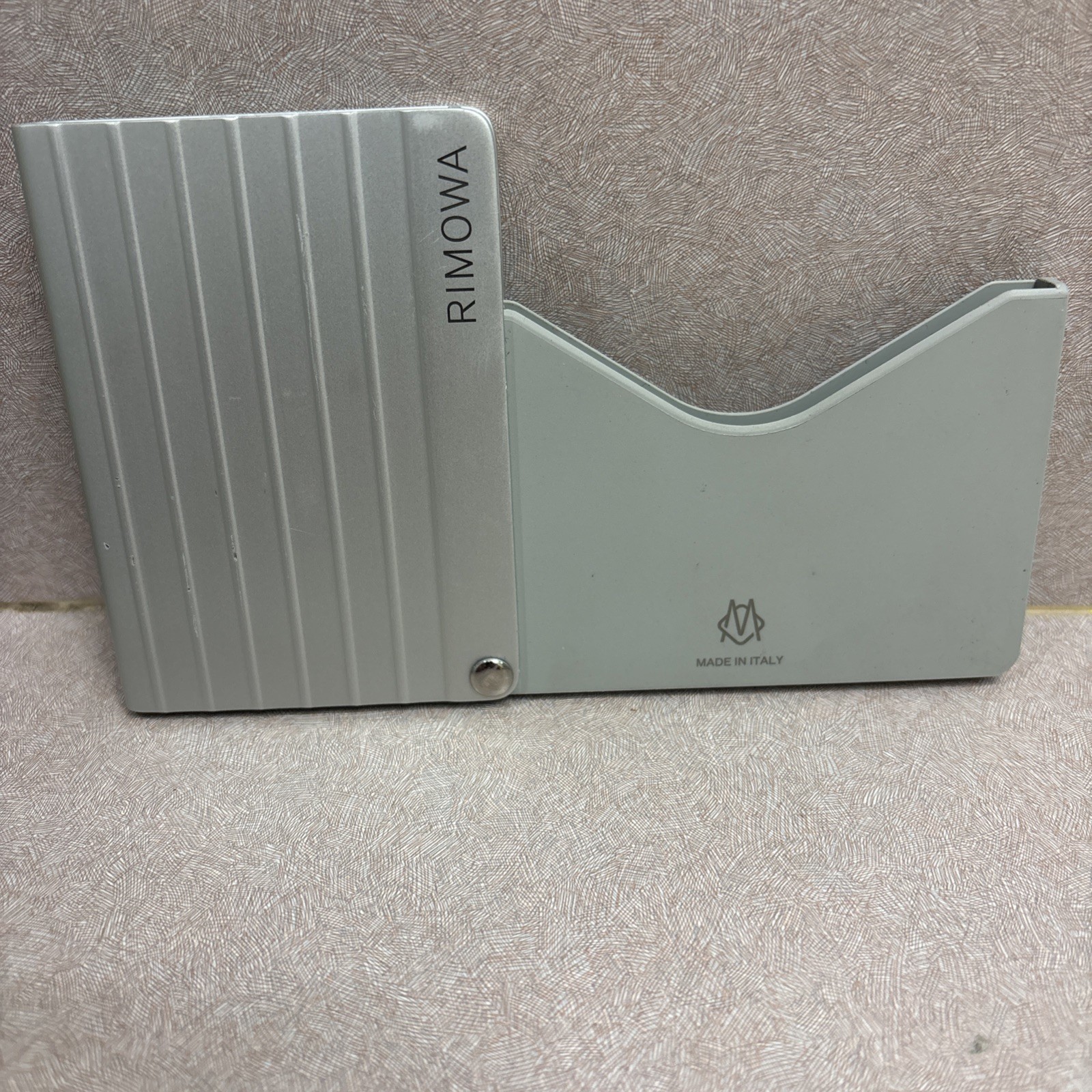 Rimowa Aluminum Card Holder – Silver Made In Italy Business Executive Designer