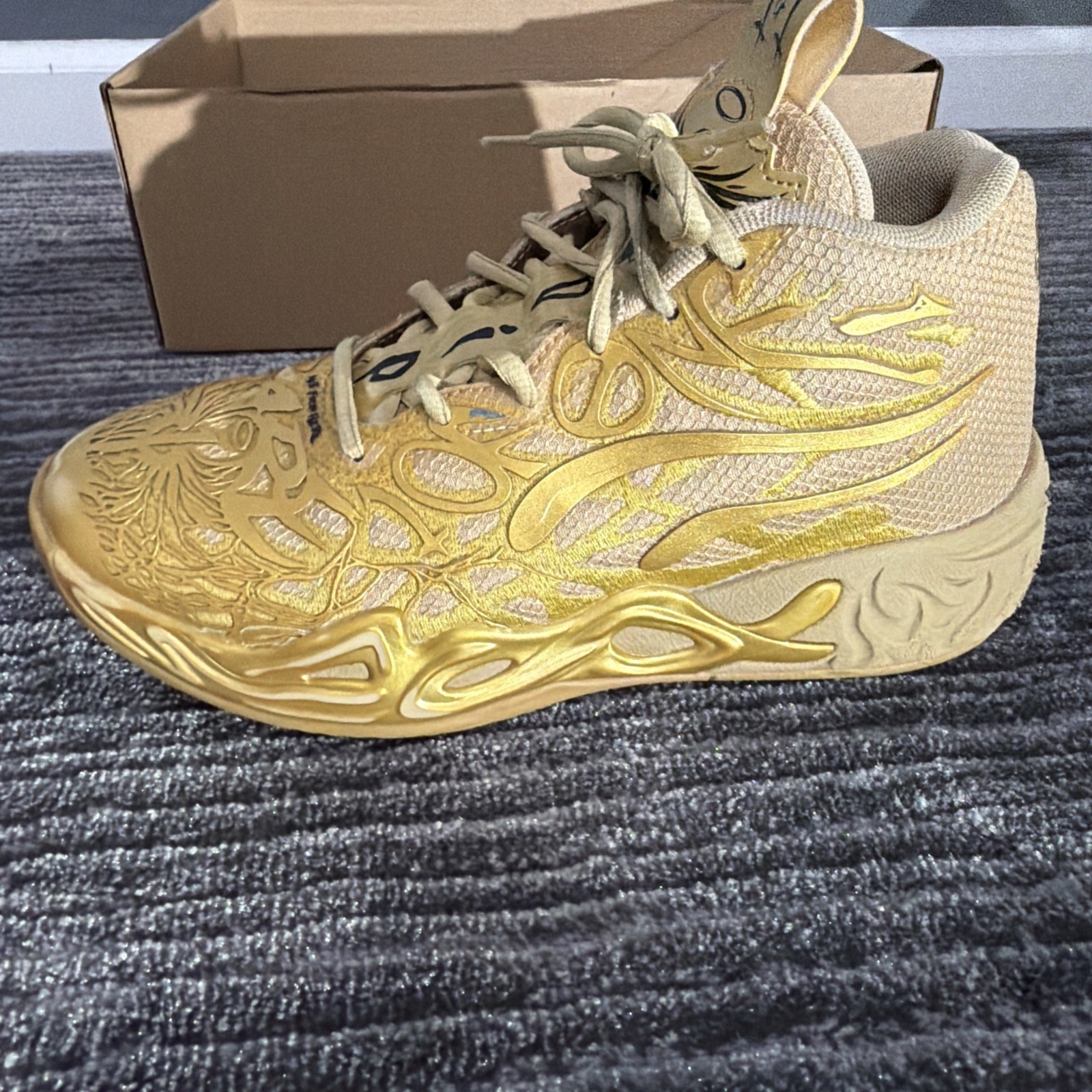 LaMelo Ball PUMA MB.04 Golden Child Basketball Shoes Mens Size 5.5 Gold-Matte