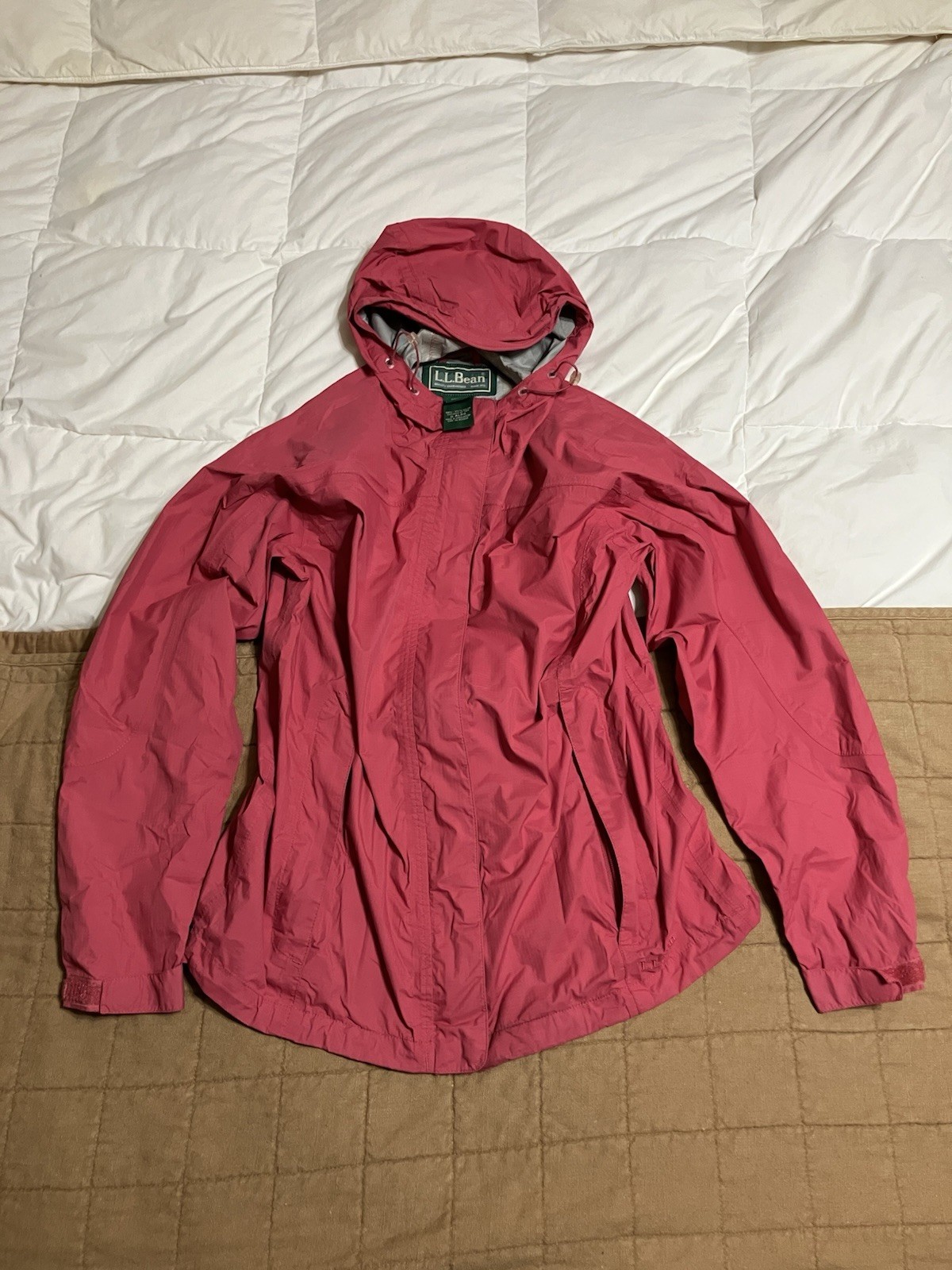 LL Bean Women’s Trail Model Nylon Hooded Rain Jacket Pink Small Regular