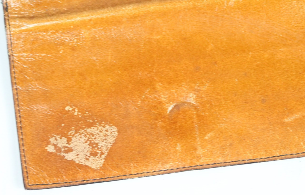 Vtg ITALY Beige Calf Leather Bifold Wallet Checkbook Organizer w/ Gold Horsebit