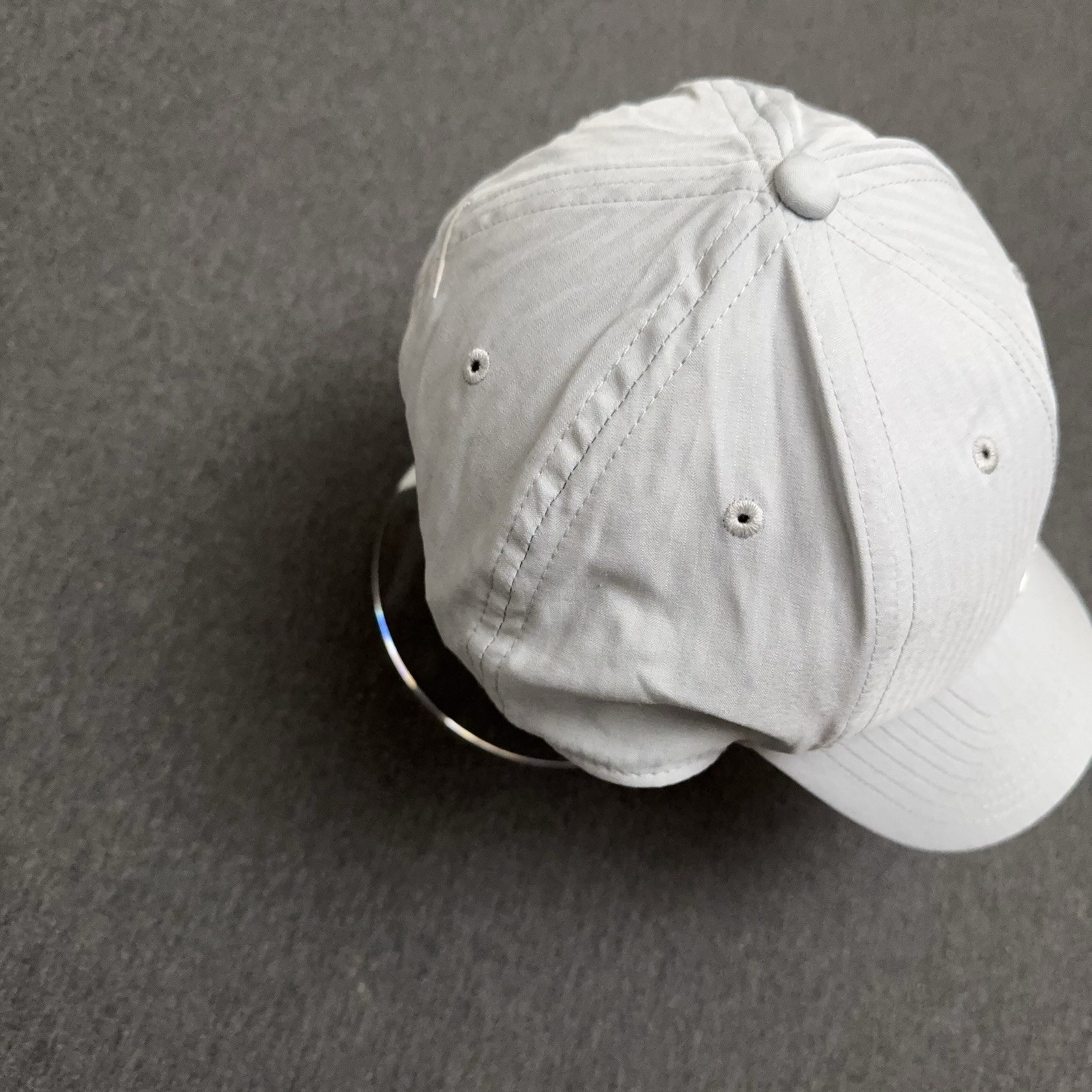 Nike Legacy 91 Hat OSFA Gray Big Swoosh Adjustable Lightweight