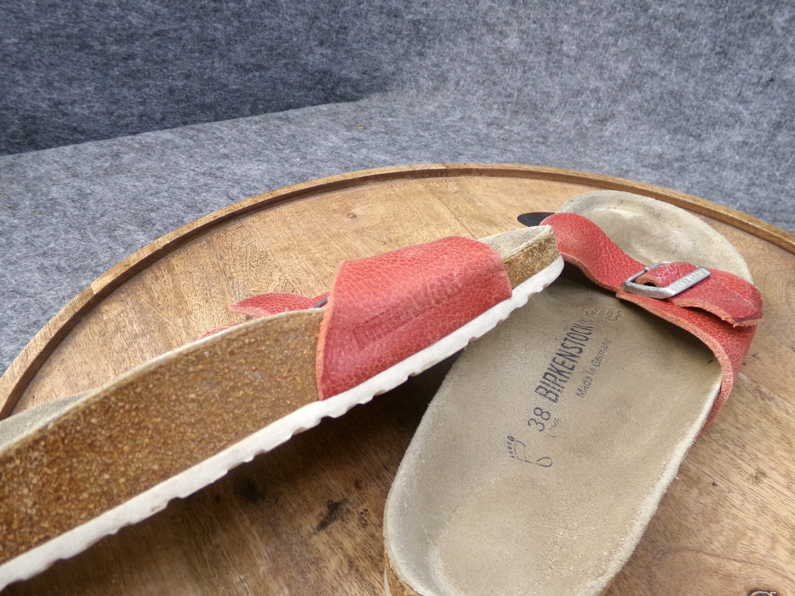 Birkenstock Madrid Women’s Red Leather Slip On Slides Sandals Size 38 US 7 Reg