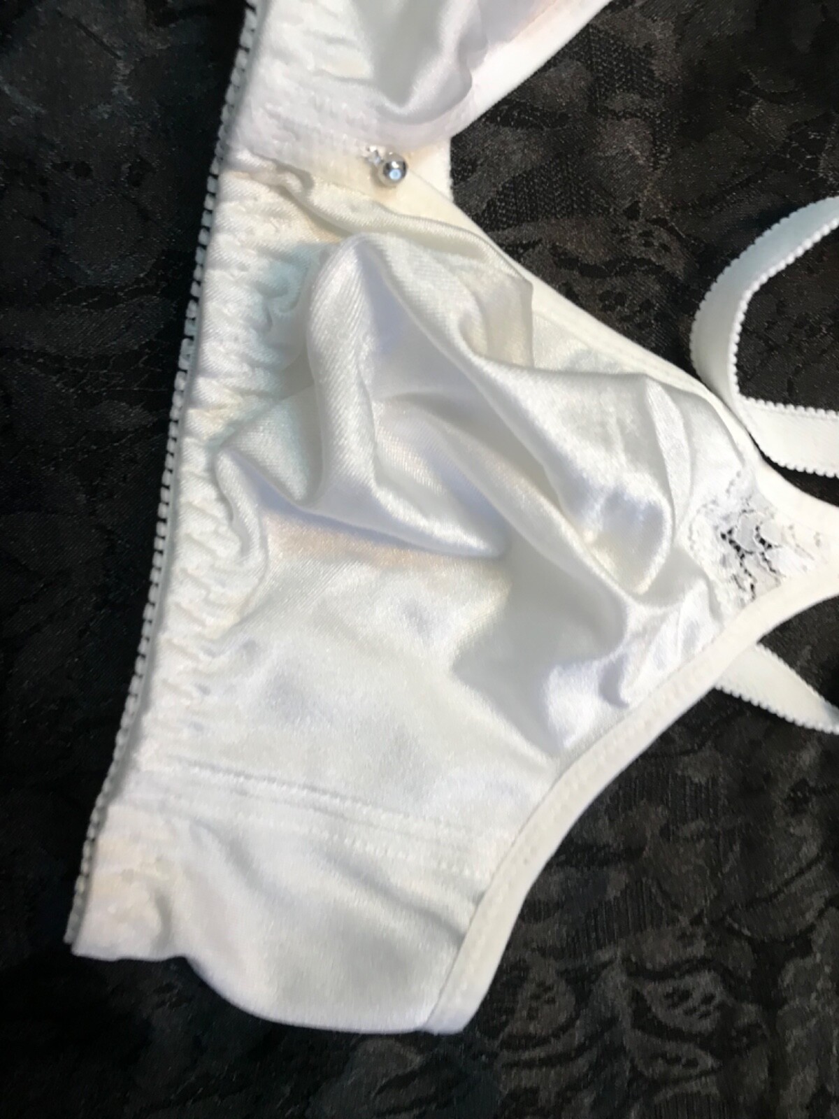 Bra Unbrandedd Size us 30a it1a eu65a unpadded wireless white