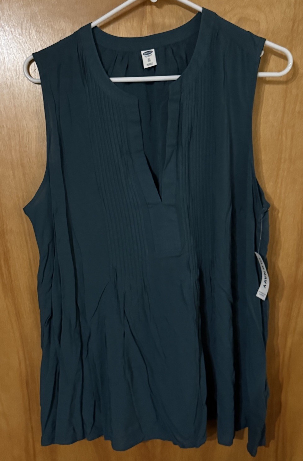 Women’s Old Navy Teal Green Sleeveless Shirt NWT XL New