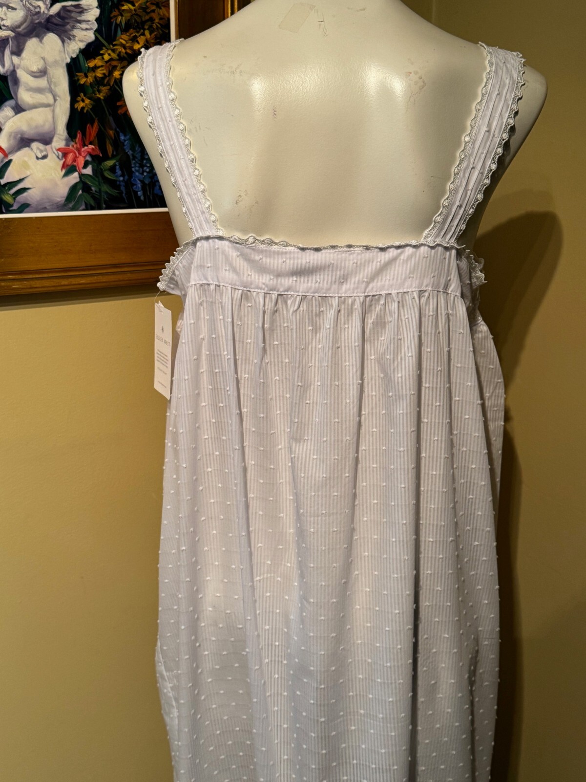 EILEEN WEST E5625044 ~ WHITE ~ SLEEVELESS CLIP DOT BALLET NIGHTGOWN ~ MEDIUM