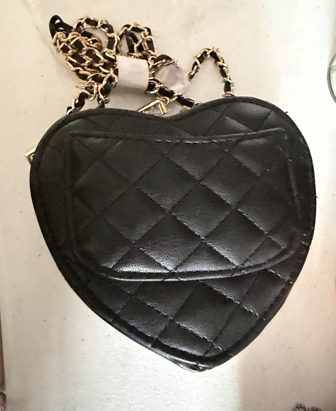 Bebe Black Heart-Shaped Crossbody Bag Gold Chain Strap Zip, Detachable Strap