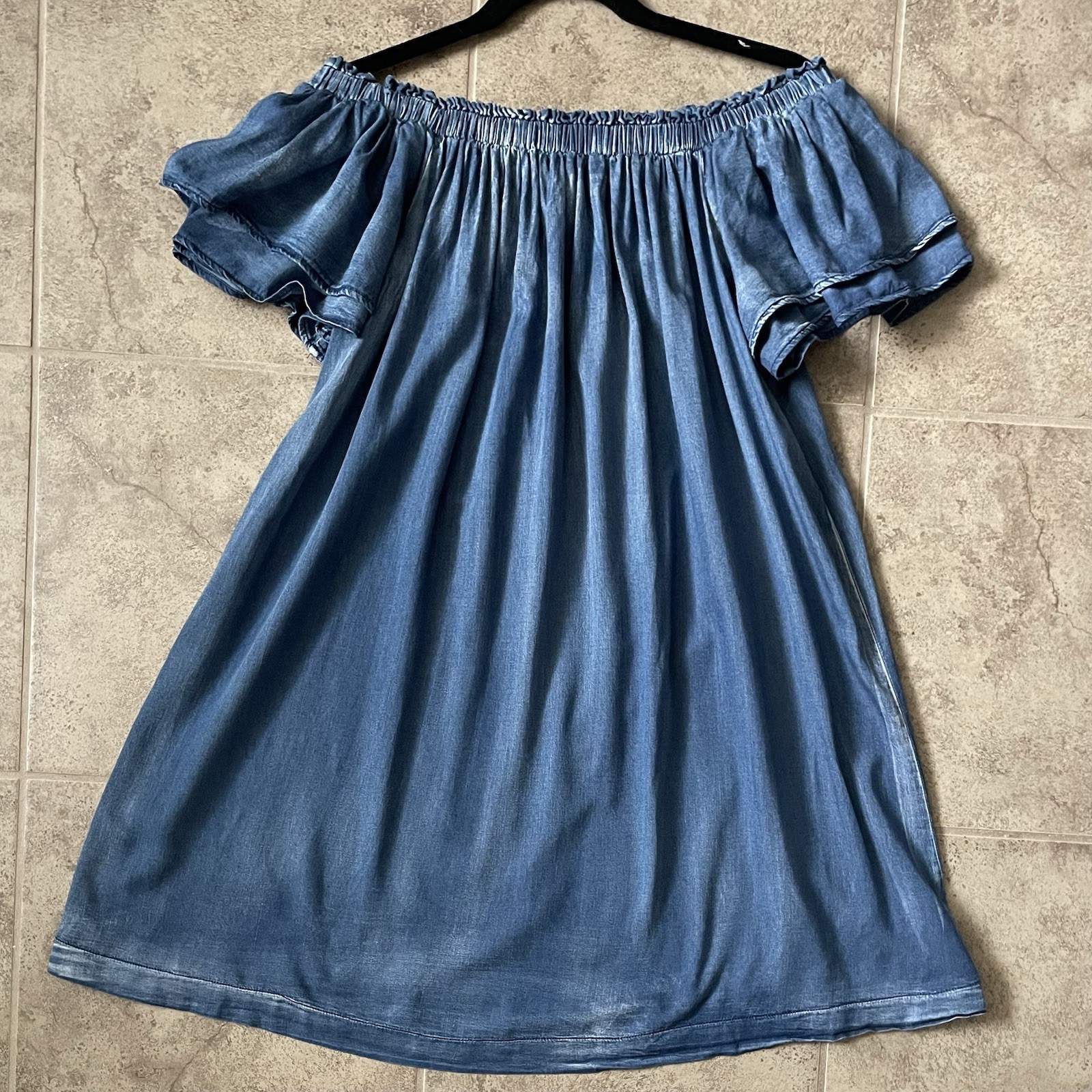 She + Sky Boho Off-Shoulder Chambray Shift Dress Blue Large