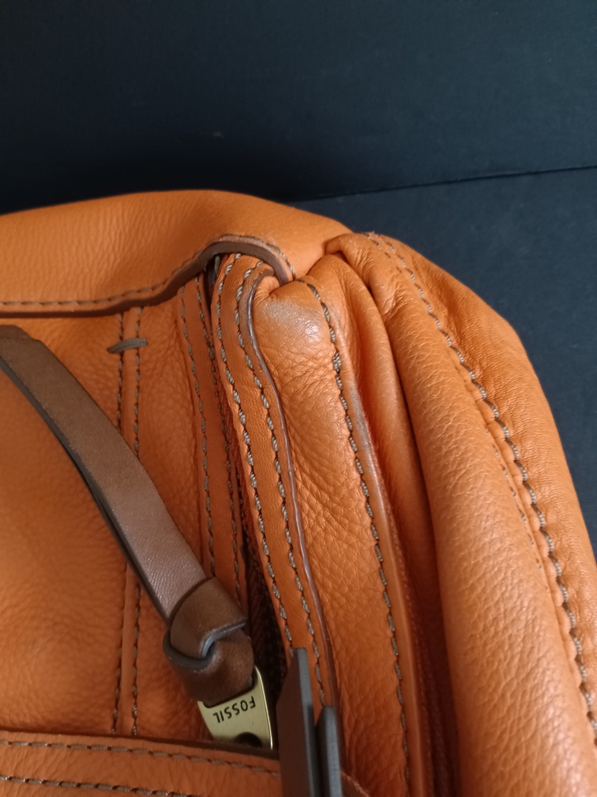 Fossil Crossbody Shoulder Bag Cognac Orange Leather Multi Pocket Brass