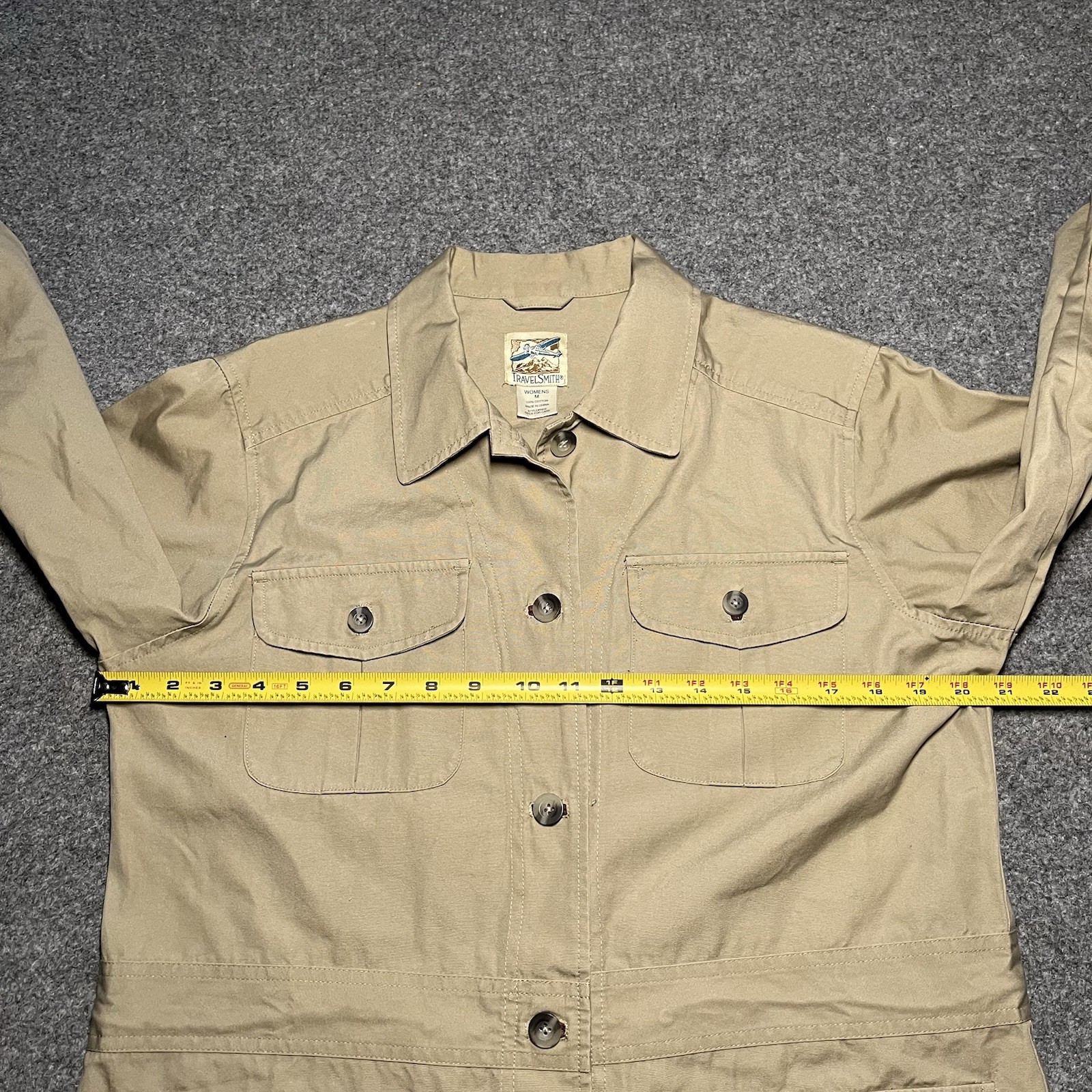 Vintage TravelSmith Jacket Womens Medium Khaki Tan Safari Utility Pockets Cotton