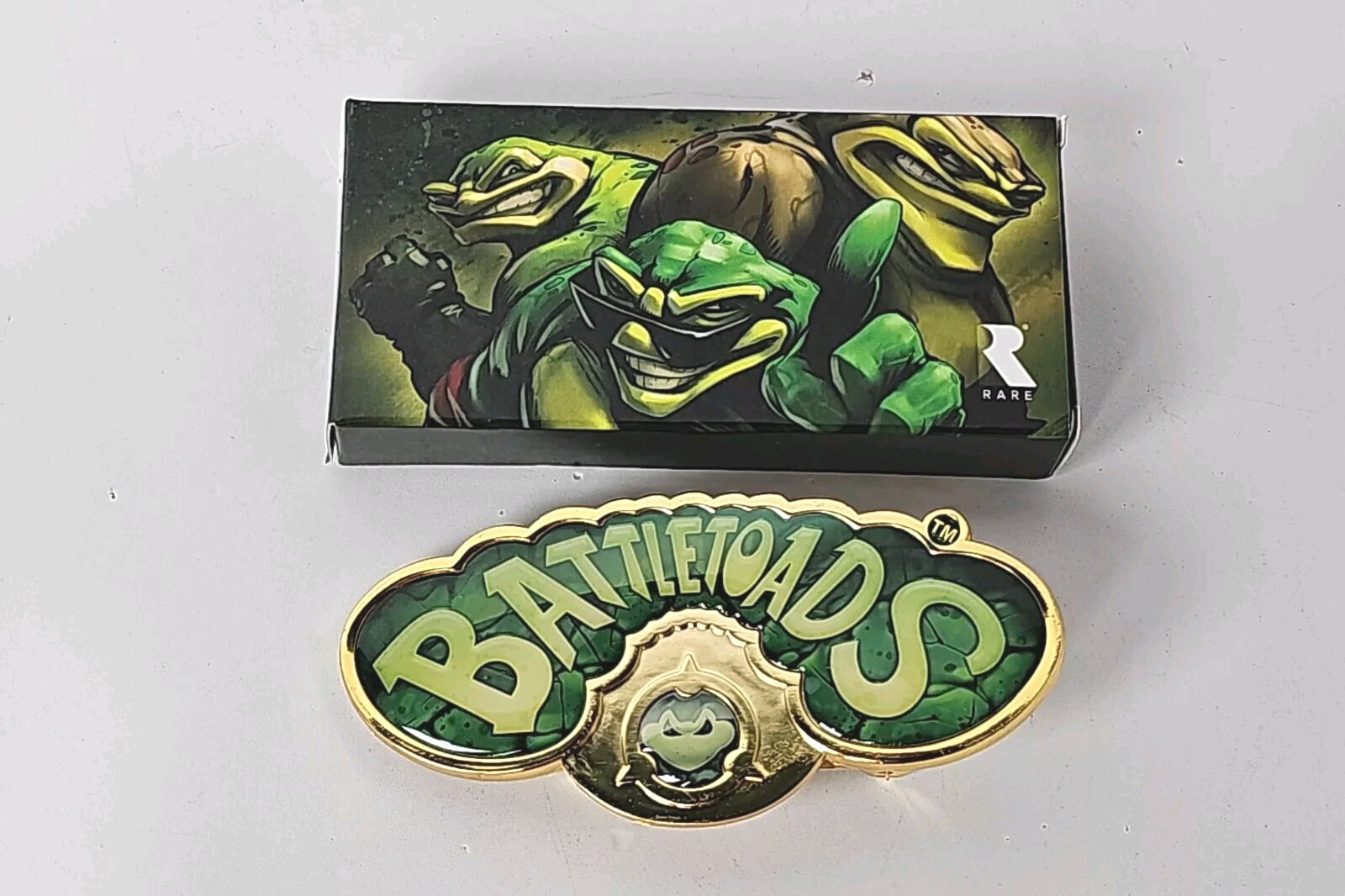 NIB Battletoads Gold Belt Buckle – June 2017 Loot Crate Gaming Exclusive NES