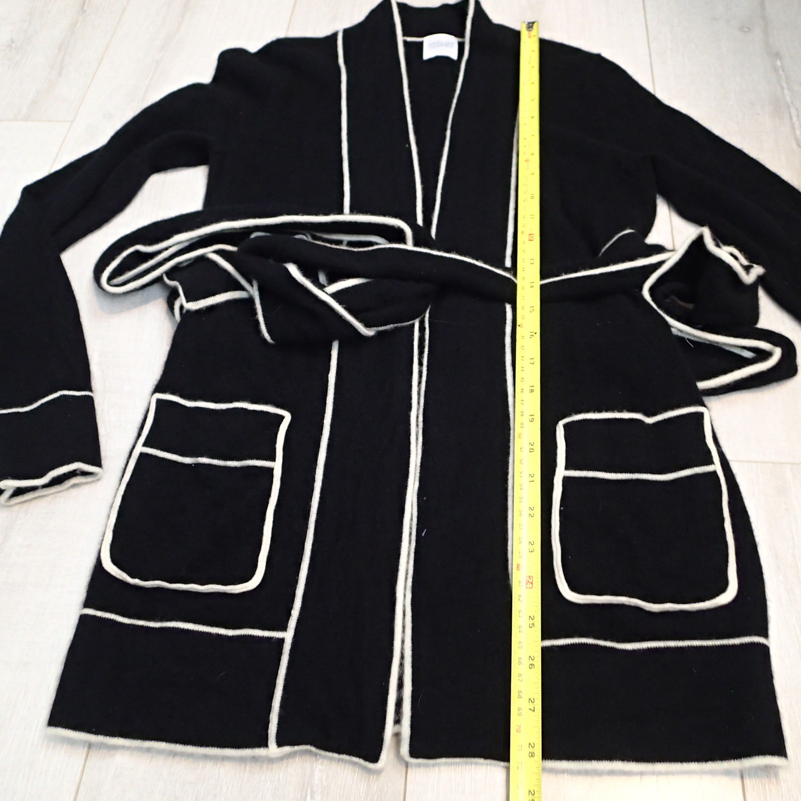 Madeleine Thompson black Cashmere Cardigan Long Sleeve sz S sweater belt pockets
