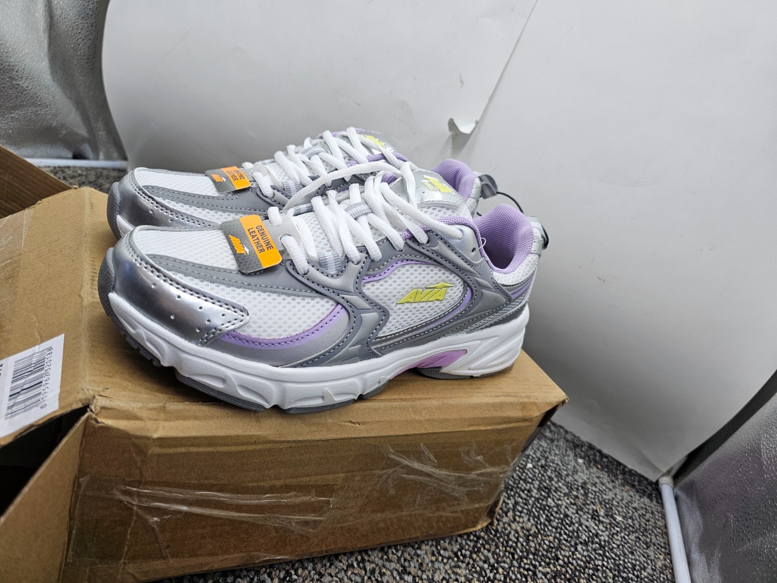 Avia 5000 Purple Women’s Performance Sneakers Size 8-1/2 Purple Silver
