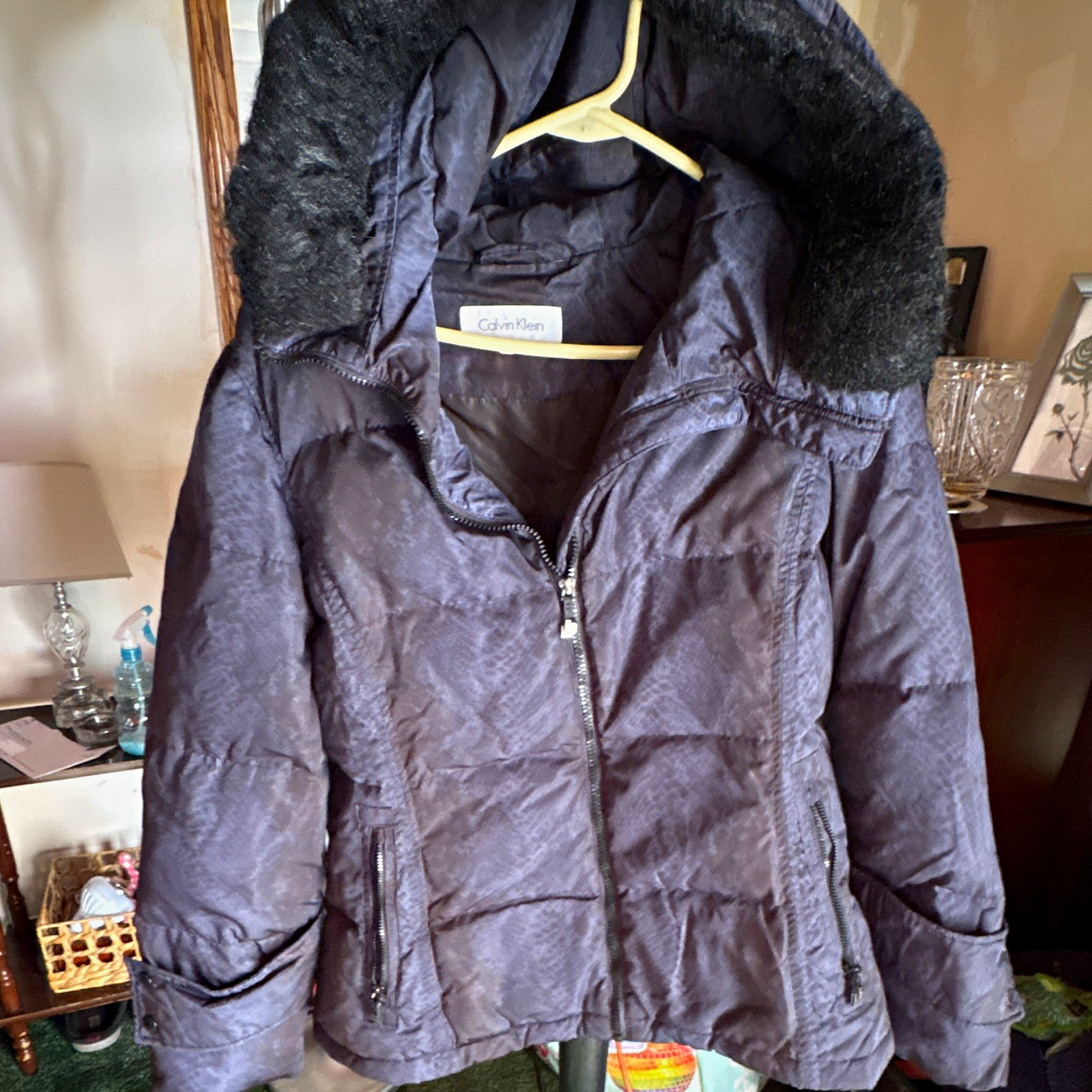 Calvin Klein Women’s Black Hooded Down Puffer Jacket Faux Fur Trim Zip Size L