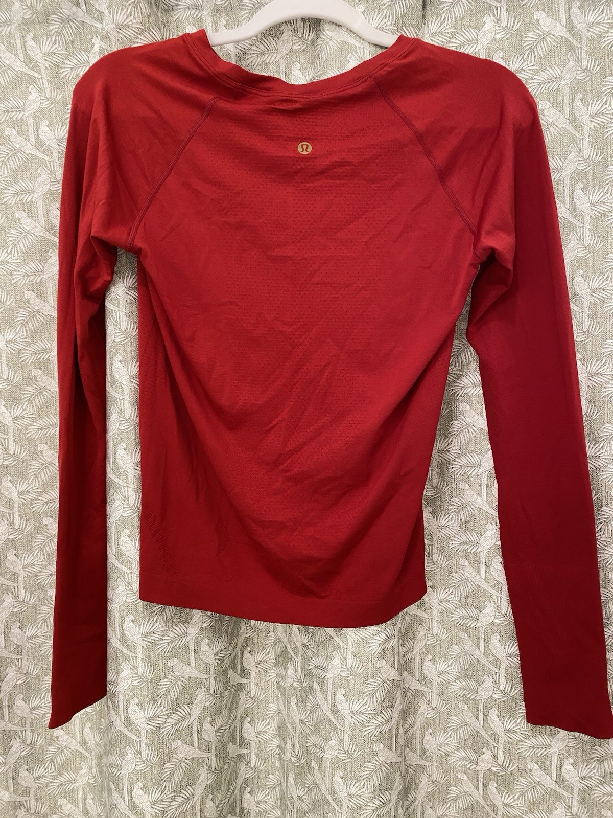 Lululemon Swiftly Tech Long Sleeve 2.0 Size 8 Dark Red Running Athletic Top