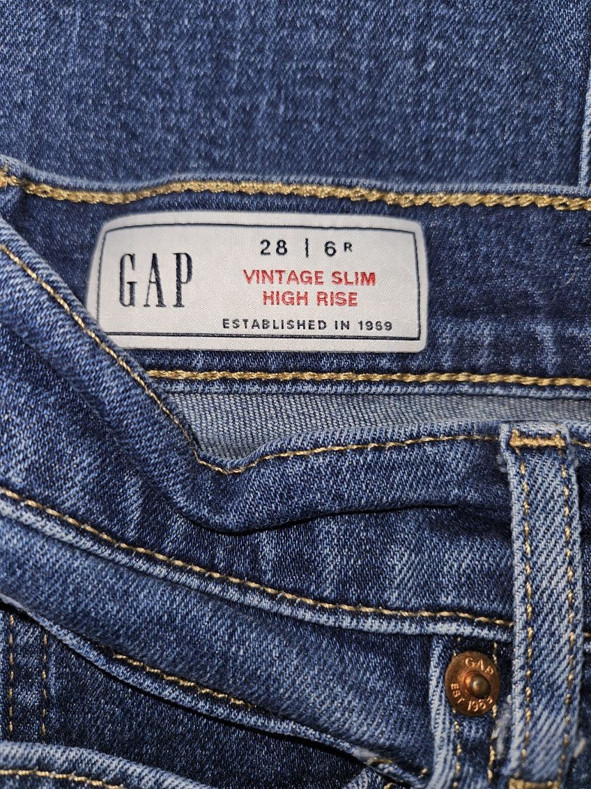 Gap Vintage Slim High Rise Jeans Size 28/6R