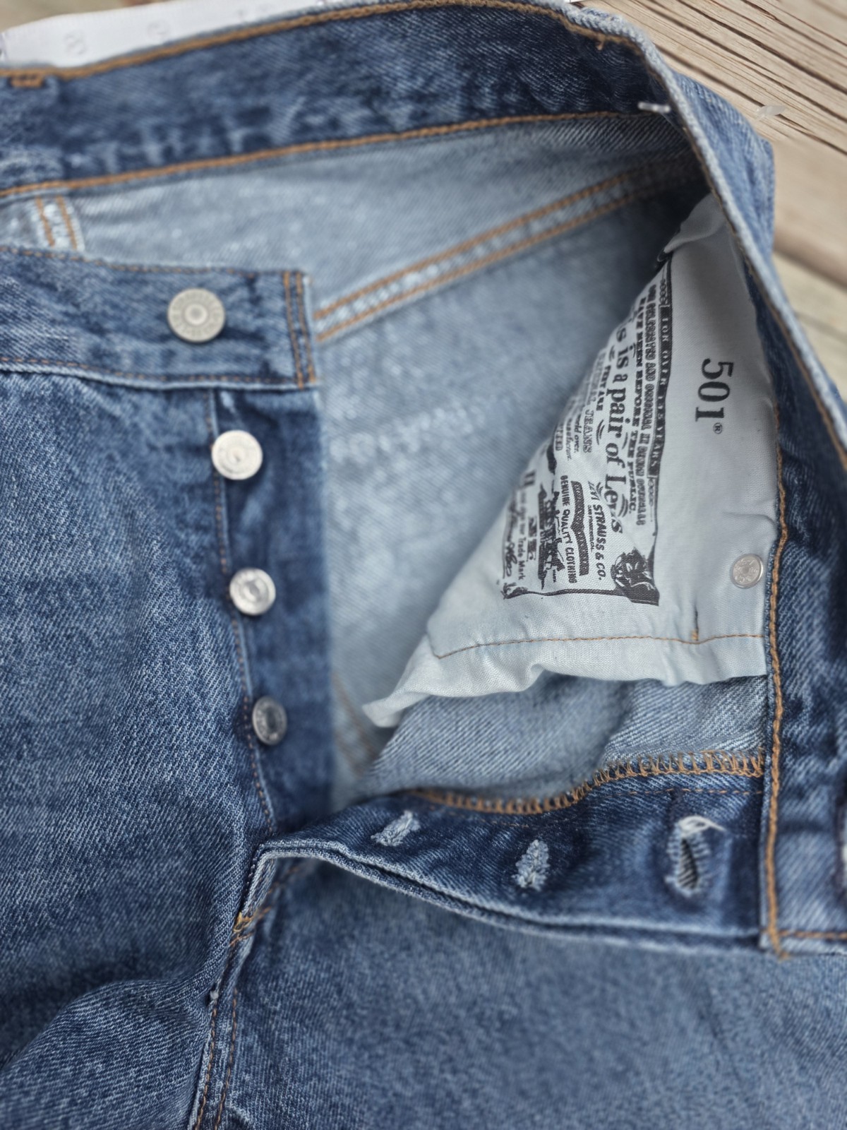 Levi’s 501 Premium Big E Reproduction Button Fly Men’s Jeans 28×30 With Tags